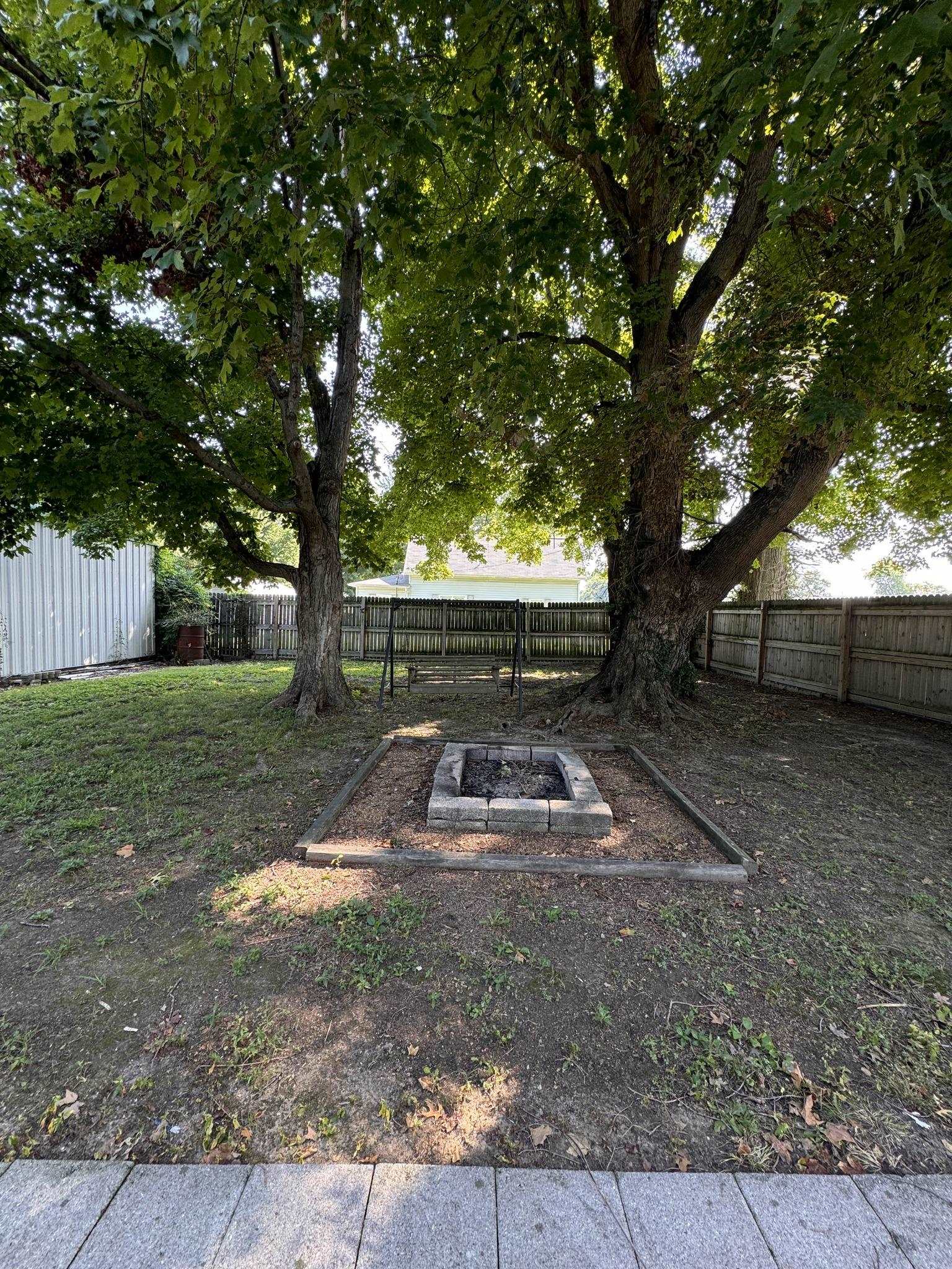 890 Pell Street, Lewisport, Kentucky 42351, 2 Bedrooms Bedrooms, ,1 BathroomBathrooms,Single Family Residence,For Sale,Pell Street,90330