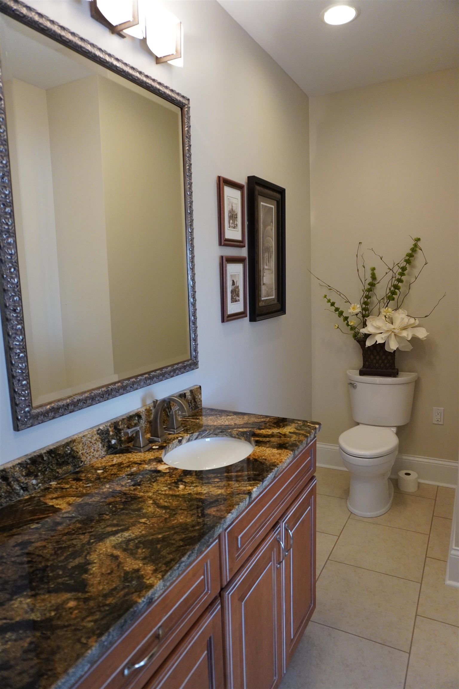 201 3B St Ann Street, Owensboro, Kentucky 42301, 2 Bedrooms Bedrooms, ,2 BathroomsBathrooms,Condominium,For Sale,St Ann Street,90333