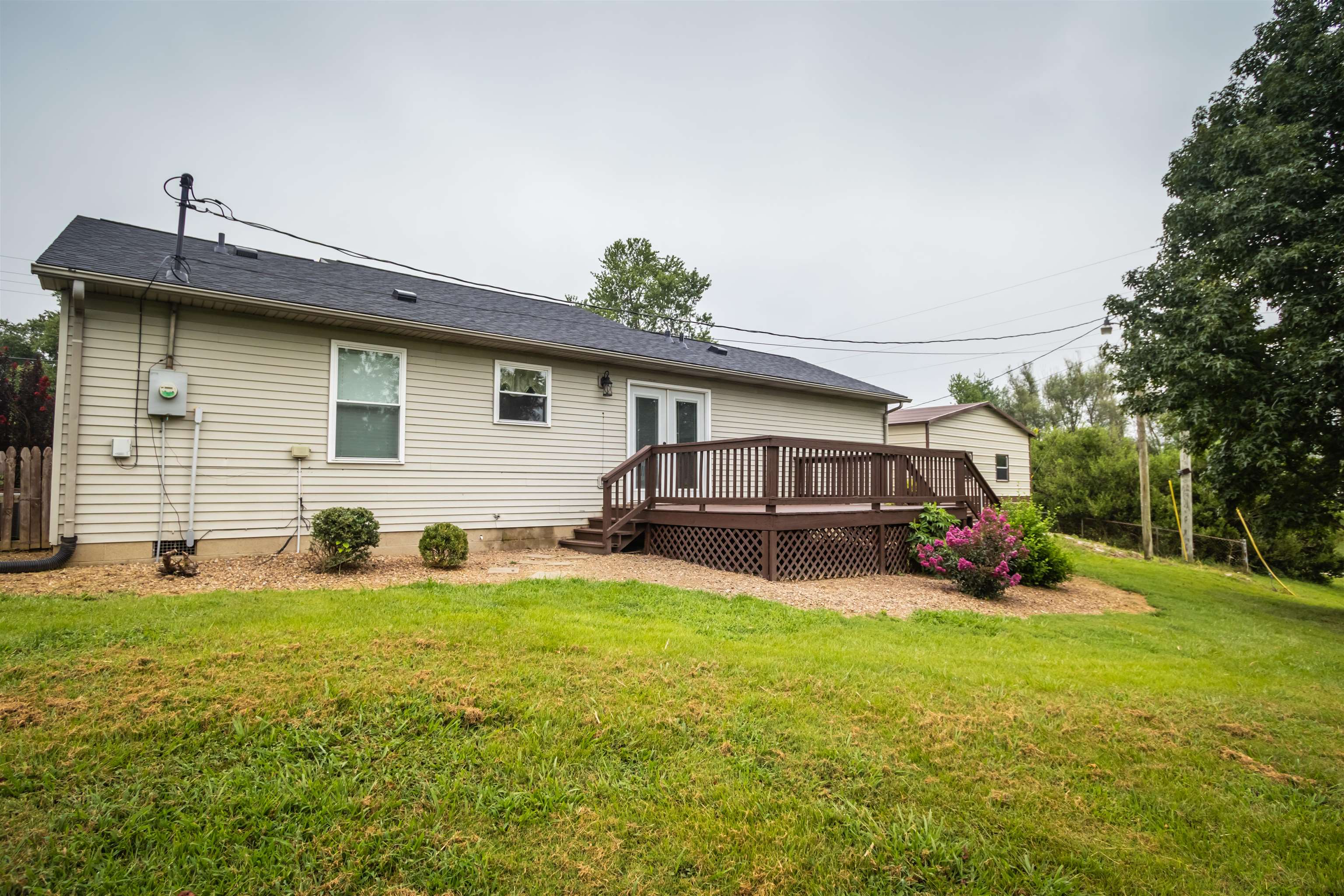 204 Locust Grove Rd, Utica, Kentucky 42376, 3 Bedrooms Bedrooms, ,2 BathroomsBathrooms,Single Family Residence,For Sale,Locust Grove Rd,90334