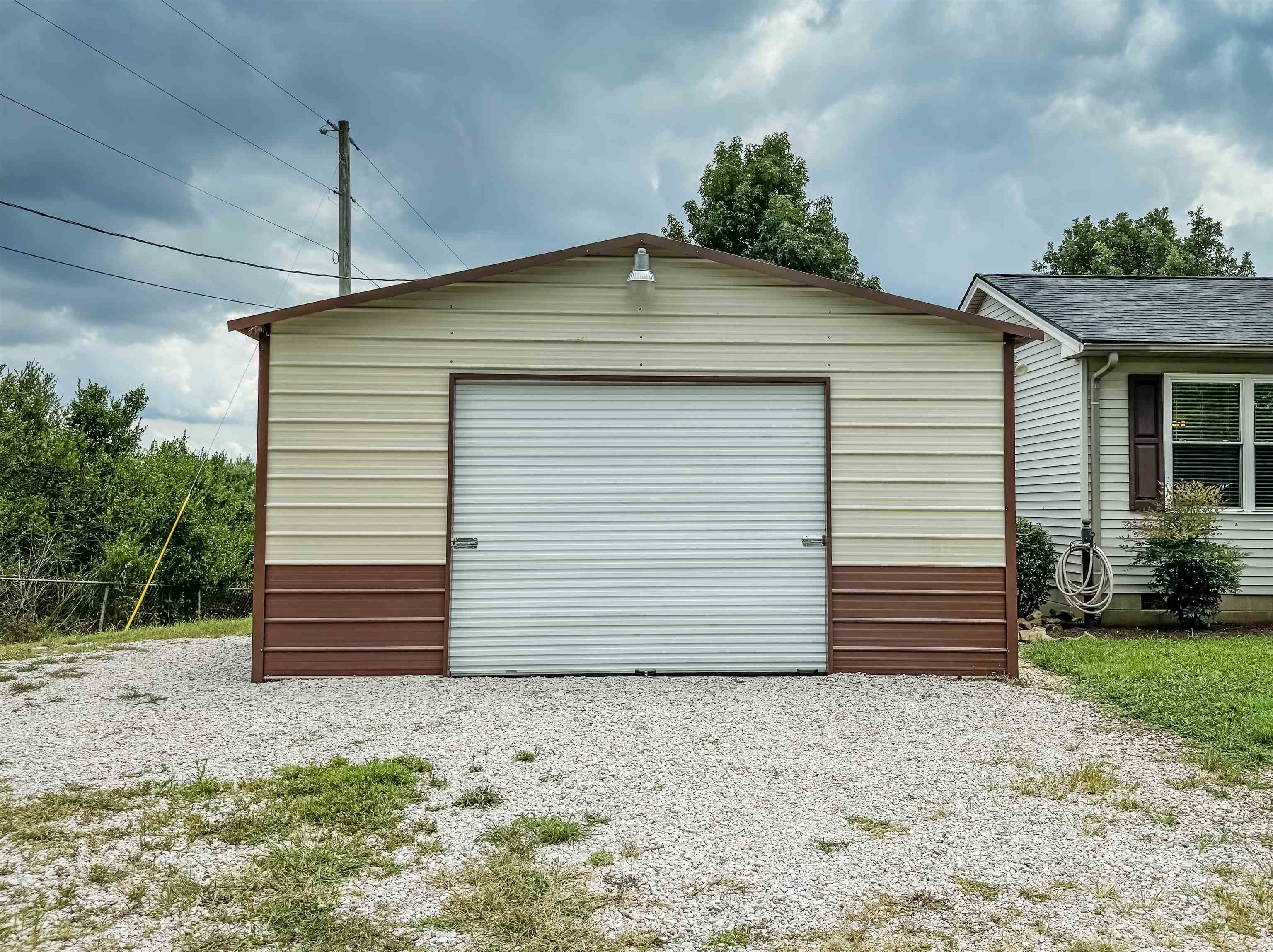204 Locust Grove Rd, Utica, Kentucky 42376, 3 Bedrooms Bedrooms, ,2 BathroomsBathrooms,Single Family Residence,For Sale,Locust Grove Rd,90334