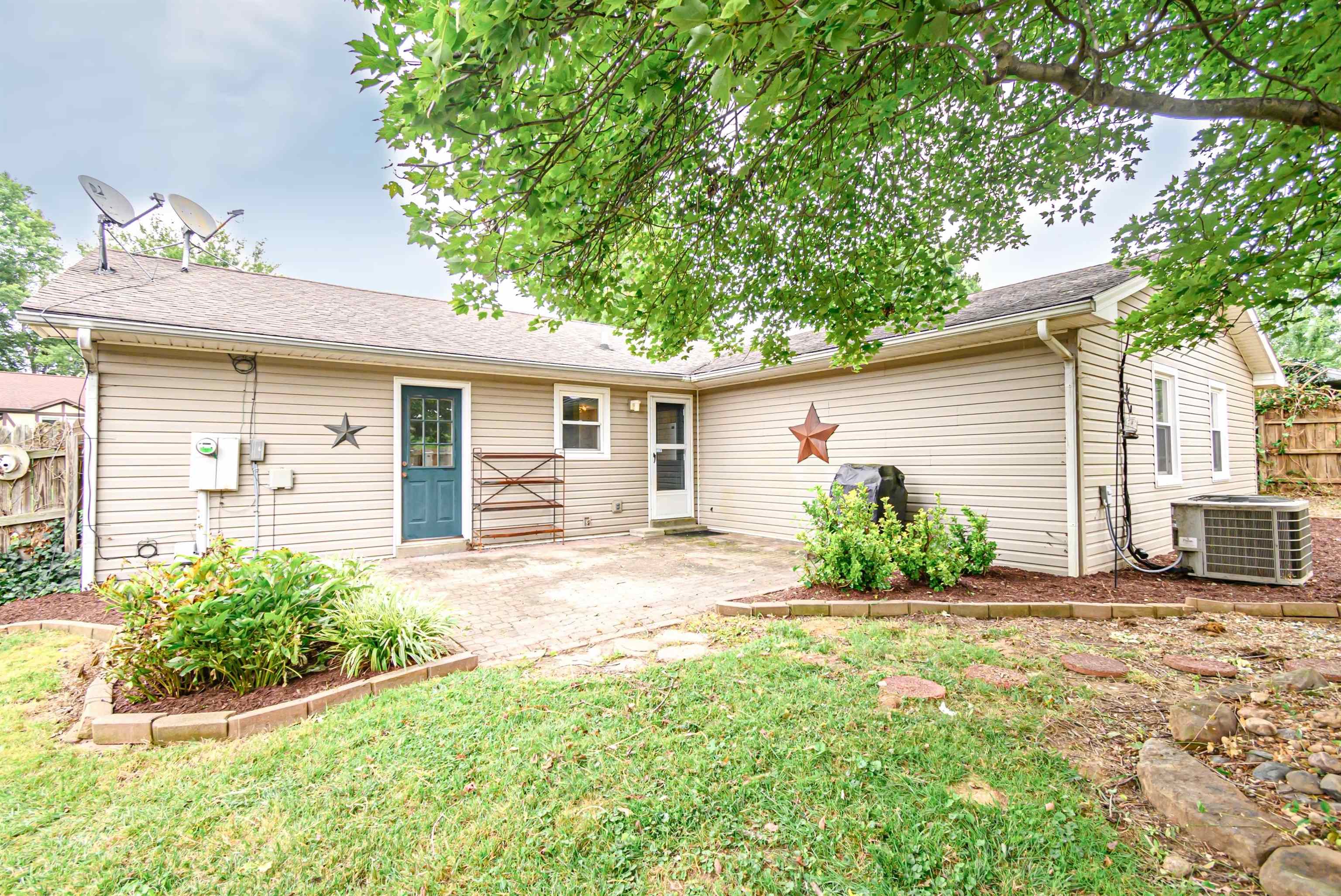 3726 Bordeaux Loop North, Owensboro, Kentucky 42303, 3 Bedrooms Bedrooms, ,2 BathroomsBathrooms,Single Family Residence,For Sale,Bordeaux Loop North,90335