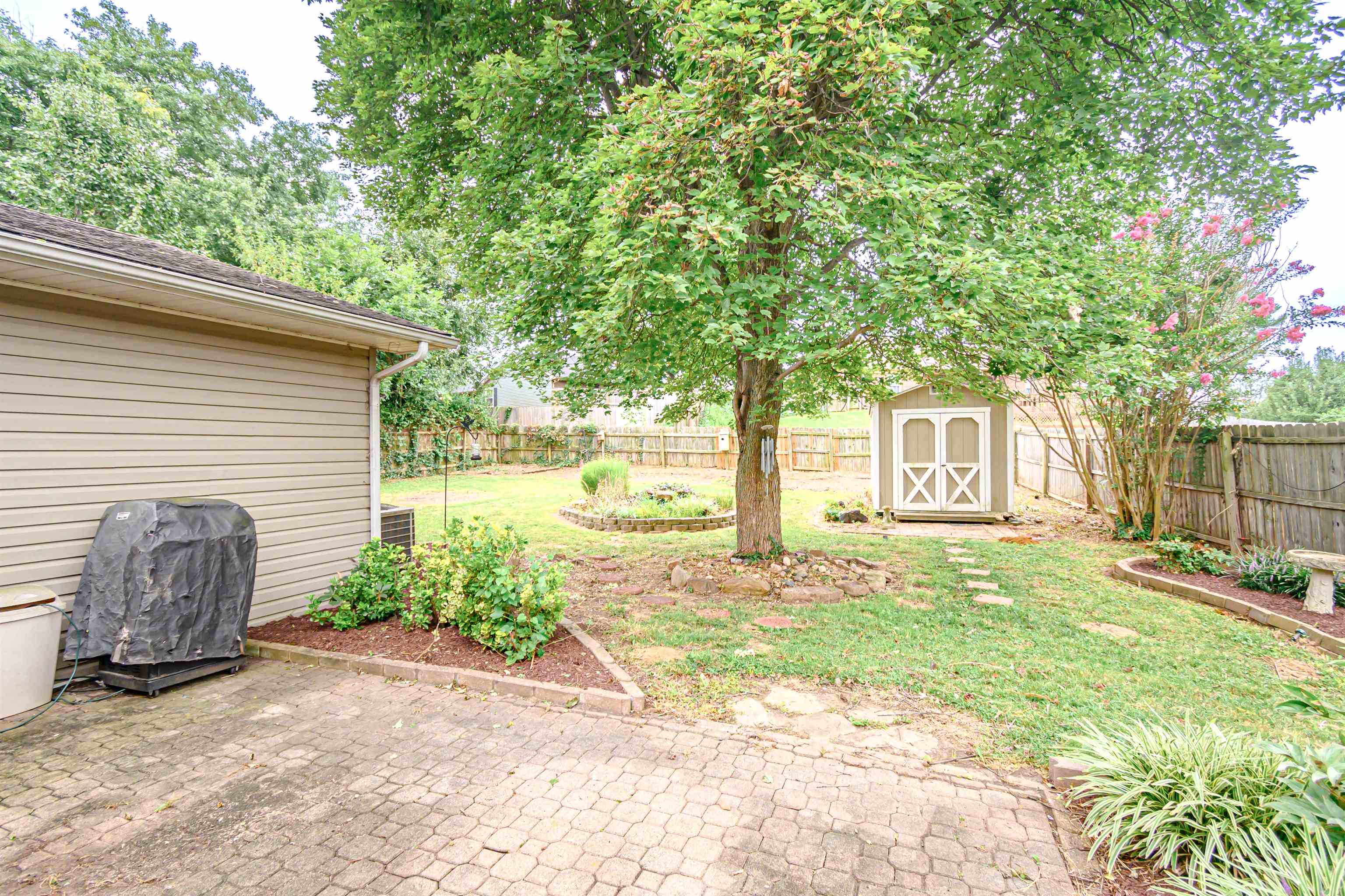3726 Bordeaux Loop North, Owensboro, Kentucky 42303, 3 Bedrooms Bedrooms, ,2 BathroomsBathrooms,Single Family Residence,For Sale,Bordeaux Loop North,90335