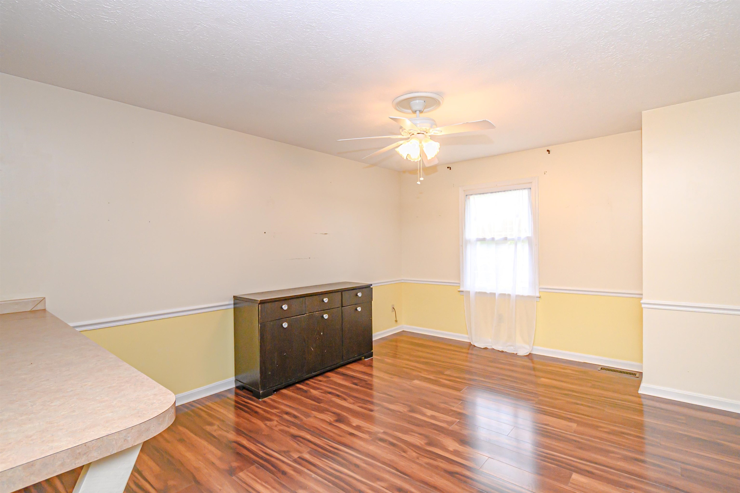 3726 Bordeaux Loop North, Owensboro, Kentucky 42303, 3 Bedrooms Bedrooms, ,2 BathroomsBathrooms,Single Family Residence,For Sale,Bordeaux Loop North,90335
