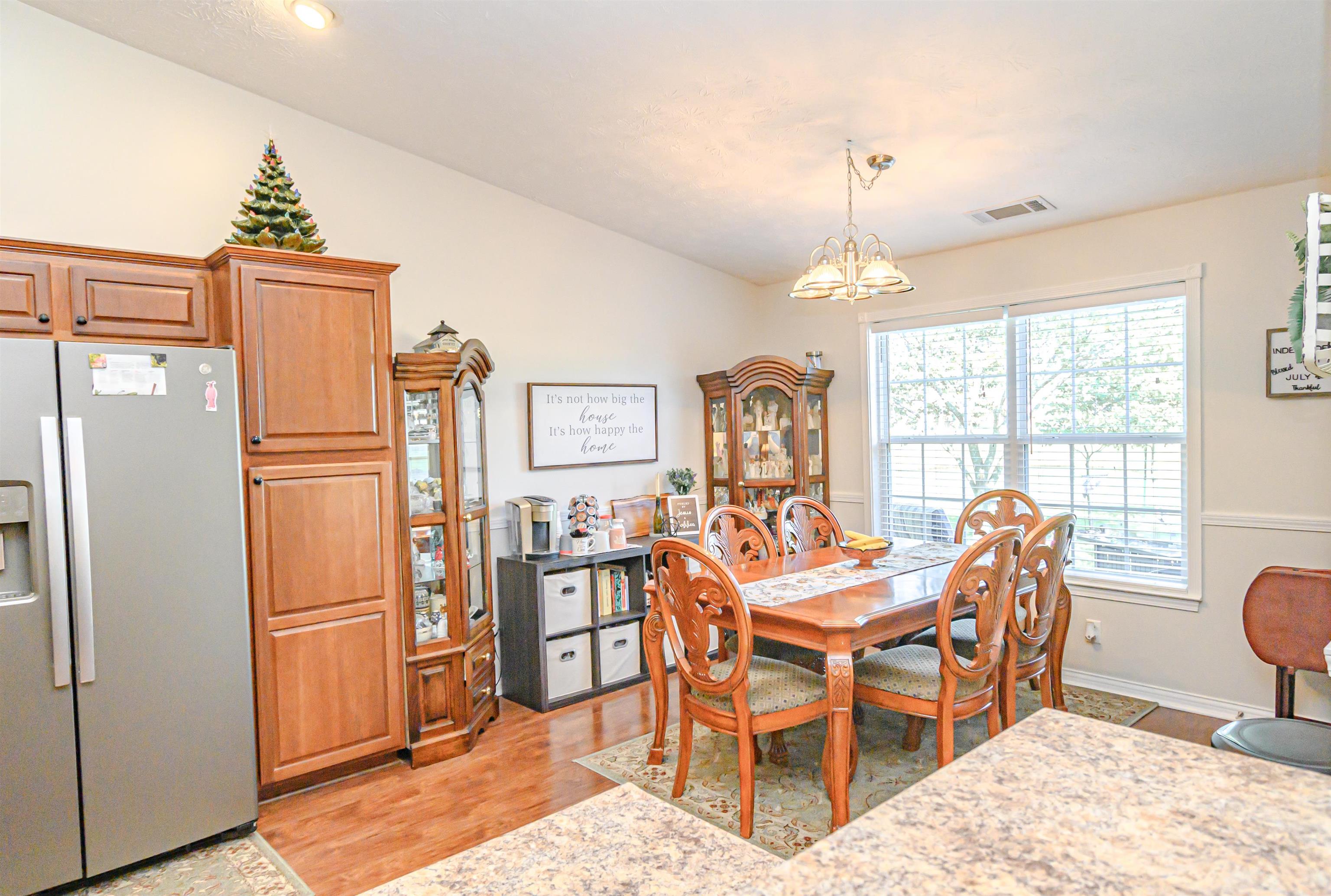 2317 Trails Lake Garden, Owensboro, Kentucky 42303, 3 Bedrooms Bedrooms, ,2 BathroomsBathrooms,Single Family Residence,For Sale,Trails Lake Garden,90338