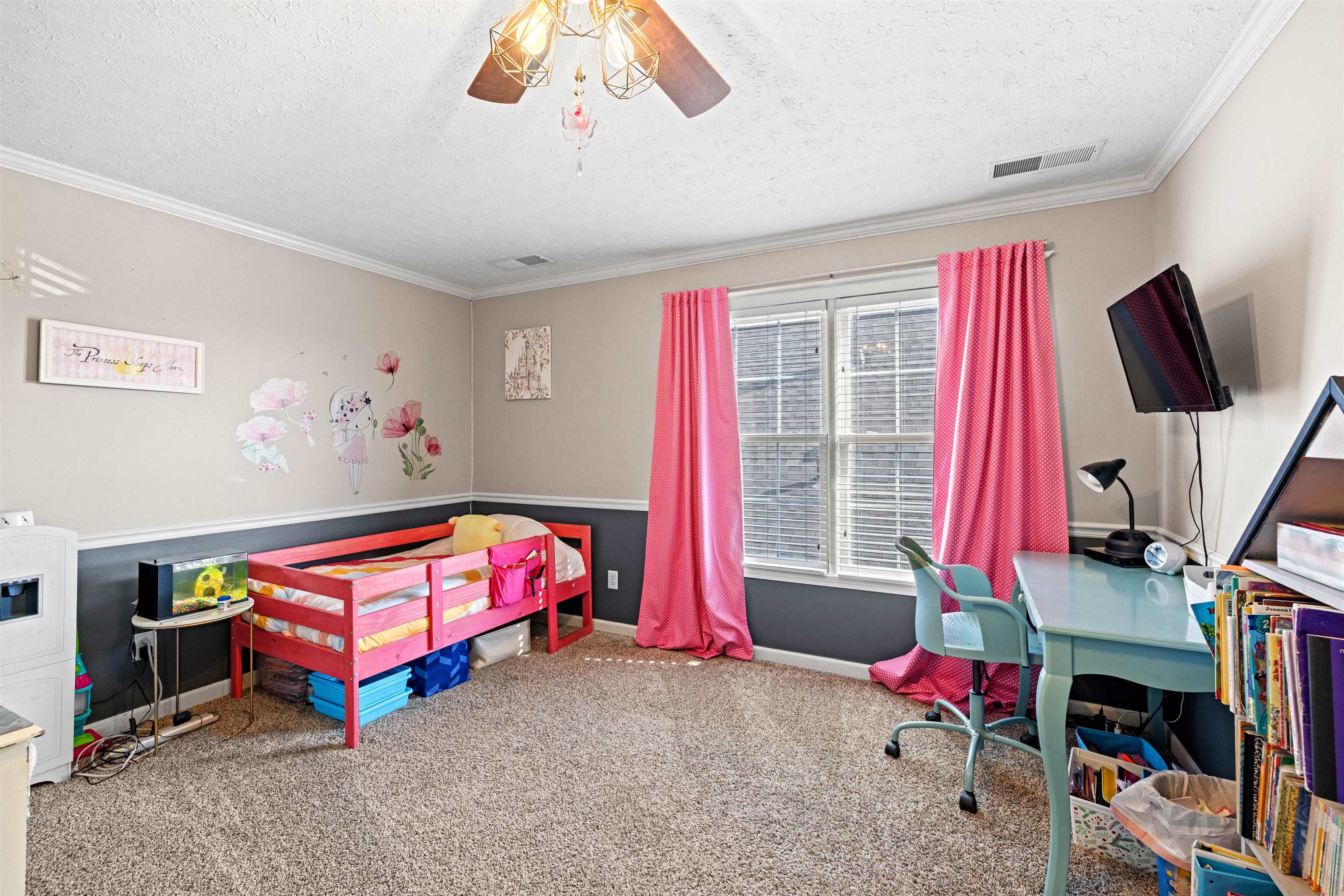 2413 Triple Crown Way, Owensboro, Kentucky 42301, 5 Bedrooms Bedrooms, ,3 BathroomsBathrooms,Single Family Residence,For Sale,Triple Crown Way,90342