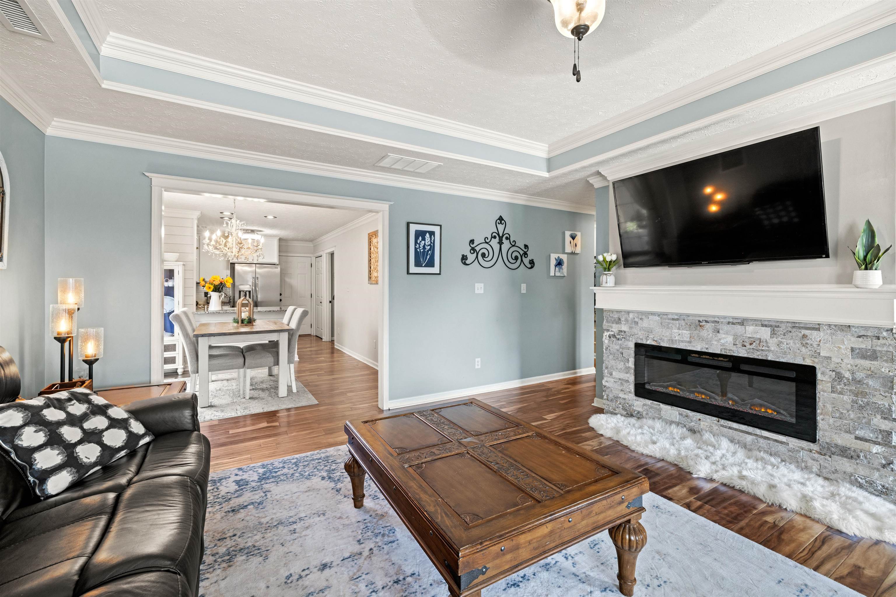 2413 Triple Crown Way, Owensboro, Kentucky 42301, 5 Bedrooms Bedrooms, ,3 BathroomsBathrooms,Single Family Residence,For Sale,Triple Crown Way,90342