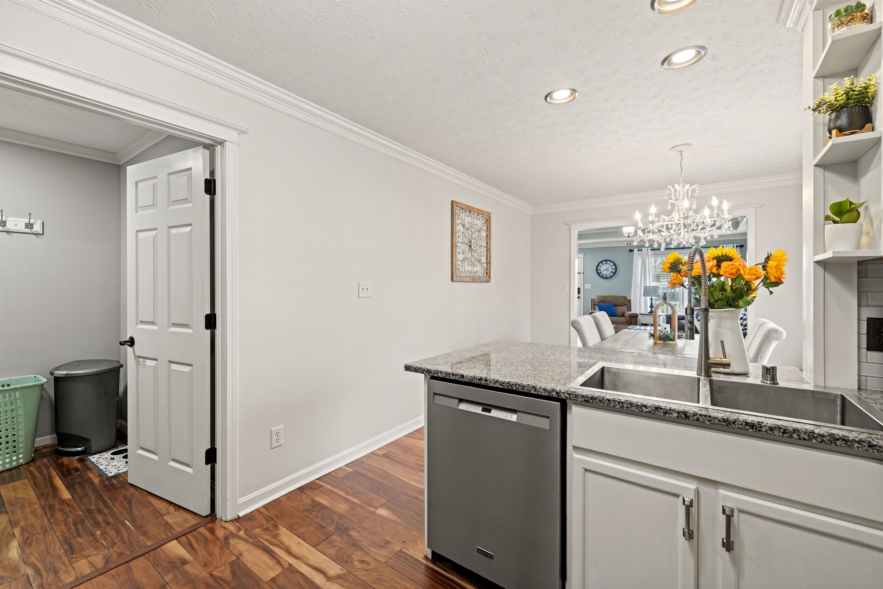 2413 Triple Crown Way, Owensboro, Kentucky 42301, 5 Bedrooms Bedrooms, ,3 BathroomsBathrooms,Single Family Residence,For Sale,Triple Crown Way,90342