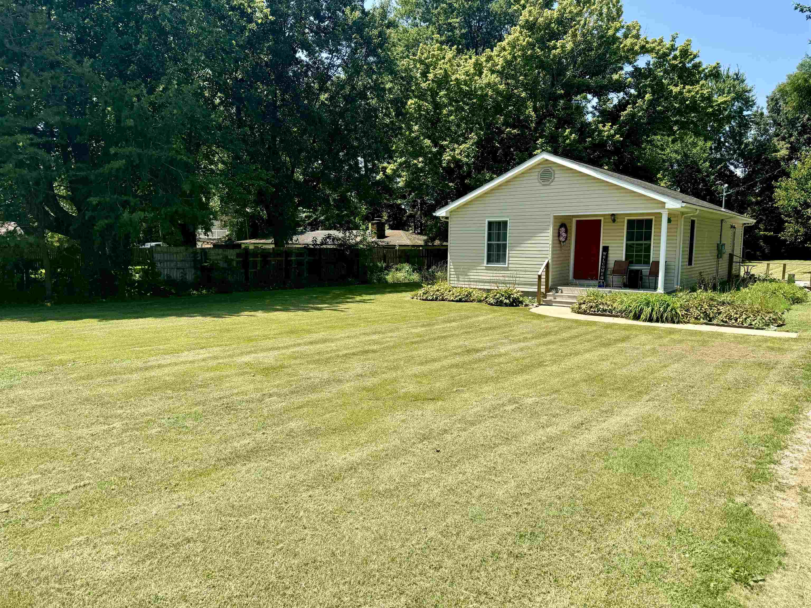 4197 HWY 142, Philpot, Kentucky 42366, 3 Bedrooms Bedrooms, ,1 BathroomBathrooms,Single Family Residence,For Sale,HWY 142,90344