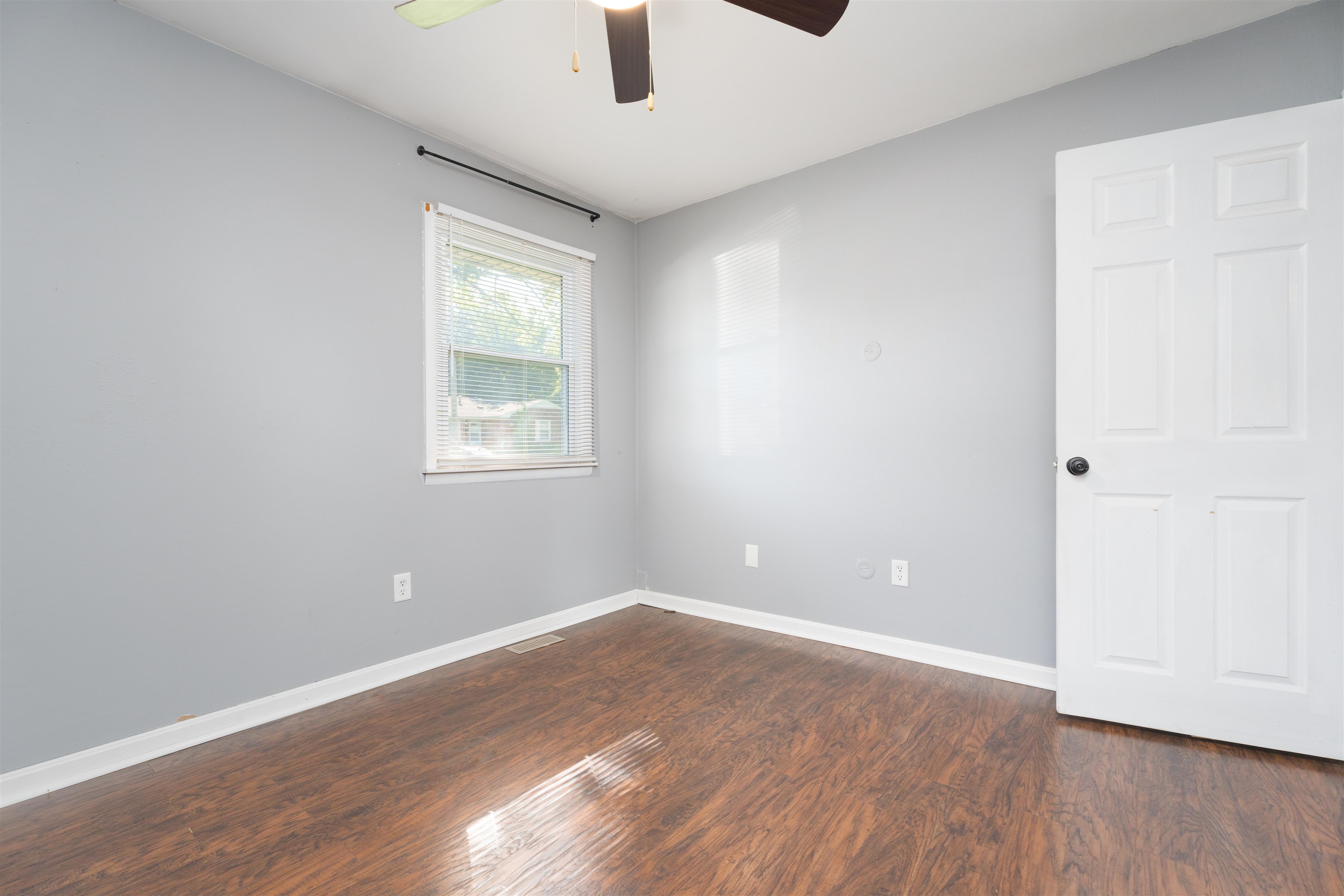 2705 Redford Drive, Owensboro, Kentucky 42303, 3 Bedrooms Bedrooms, ,1 BathroomBathrooms,Single Family Residence,For Sale,Redford Drive,90347