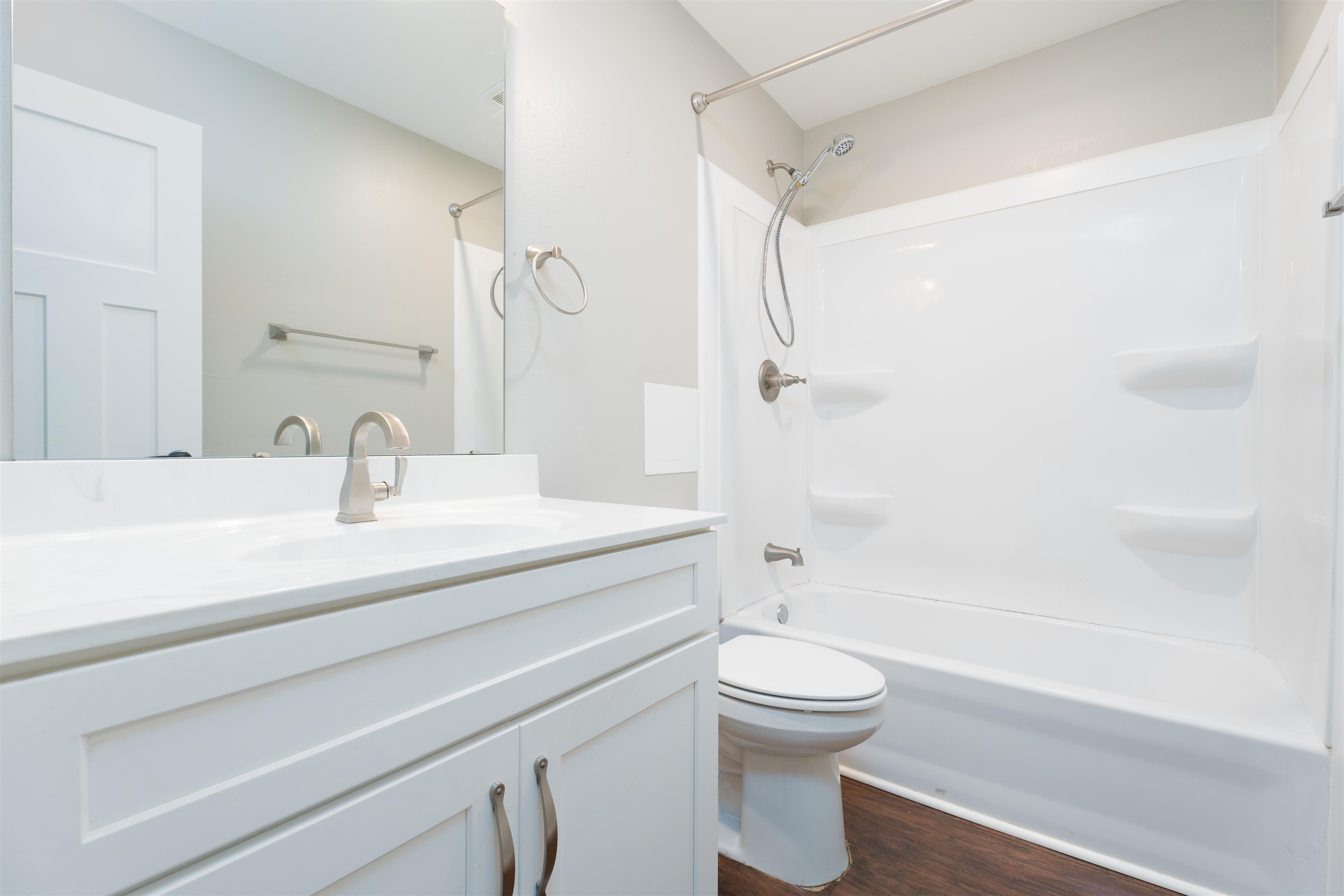 2705 Redford Drive, Owensboro, Kentucky 42303, 3 Bedrooms Bedrooms, ,1 BathroomBathrooms,Single Family Residence,For Sale,Redford Drive,90347