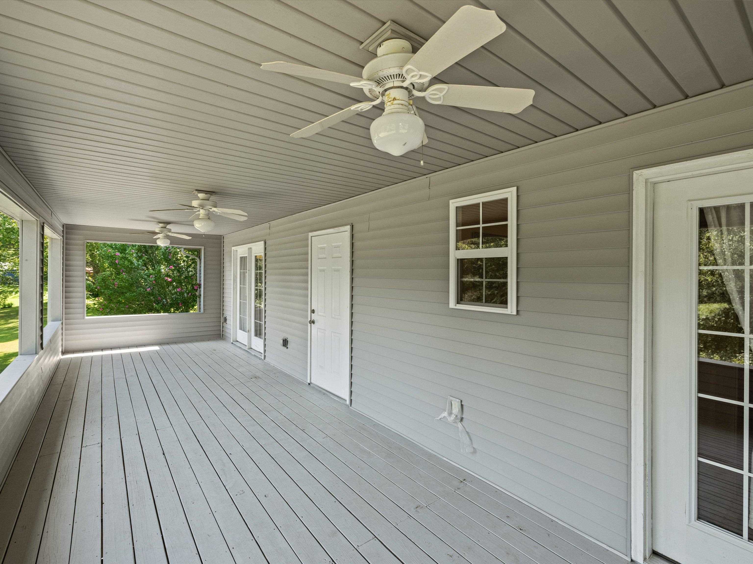 258 Bear Run Lane, Hartford, Kentucky 42347, 4 Bedrooms Bedrooms, ,2 BathroomsBathrooms,Single Family Residence,For Sale,Bear Run Lane,90348