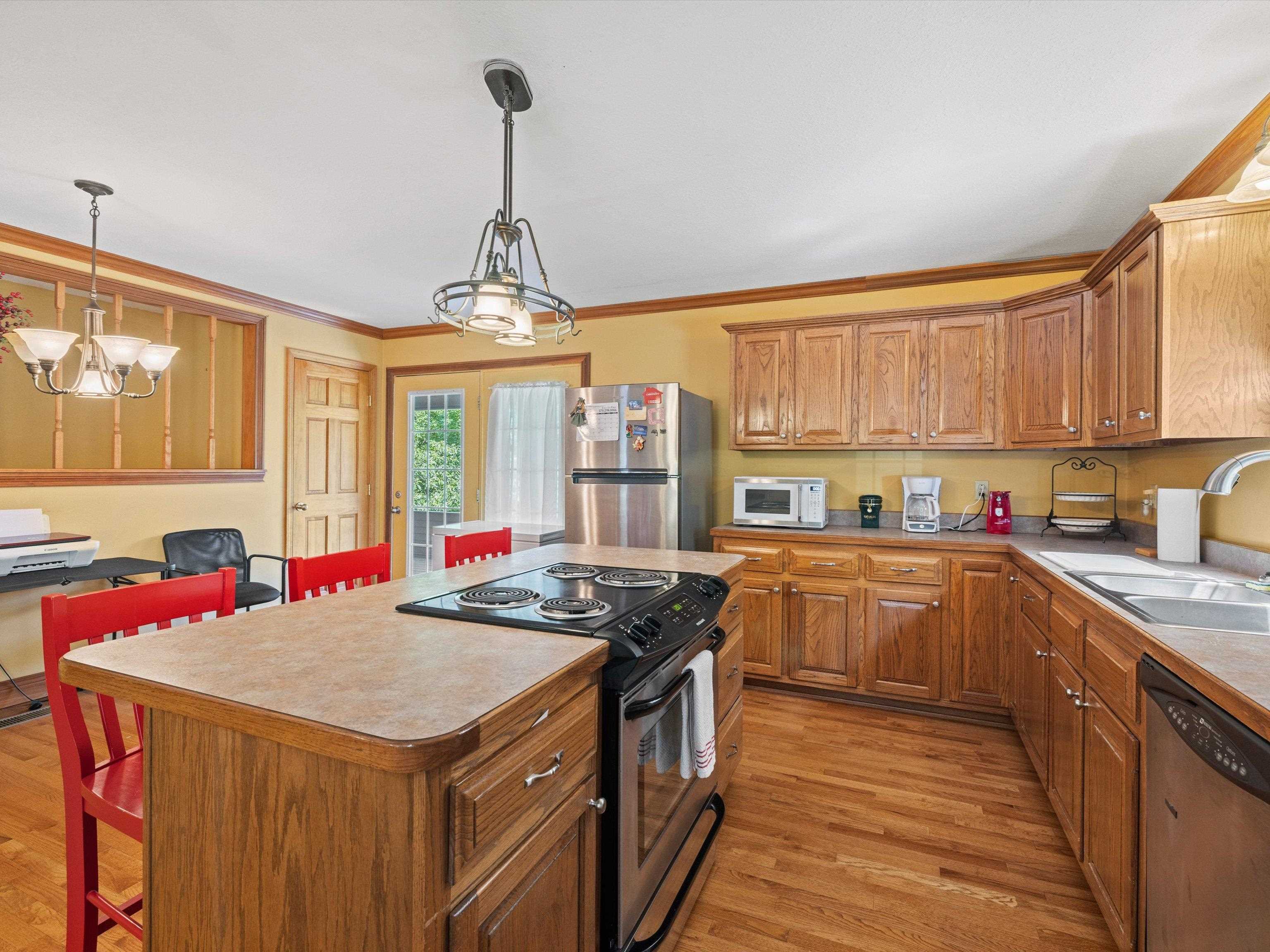 258 Bear Run Lane, Hartford, Kentucky 42347, 4 Bedrooms Bedrooms, ,2 BathroomsBathrooms,Single Family Residence,For Sale,Bear Run Lane,90348