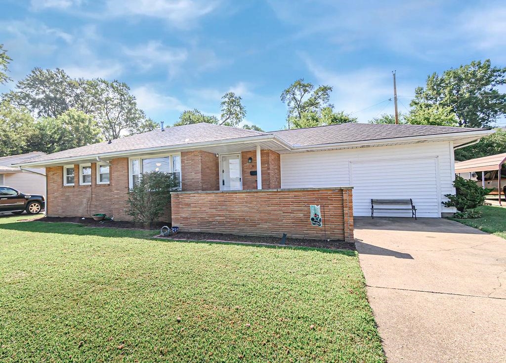 3816 HWY 144, Owensboro, Kentucky 42303, 3 Bedrooms Bedrooms, ,1 BathroomBathrooms,Ranch,For Sale,HWY 144,90350