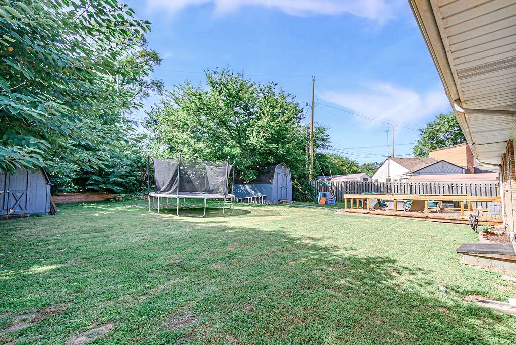 3816 HWY 144, Owensboro, Kentucky 42303, 3 Bedrooms Bedrooms, ,1 BathroomBathrooms,Ranch,For Sale,HWY 144,90350