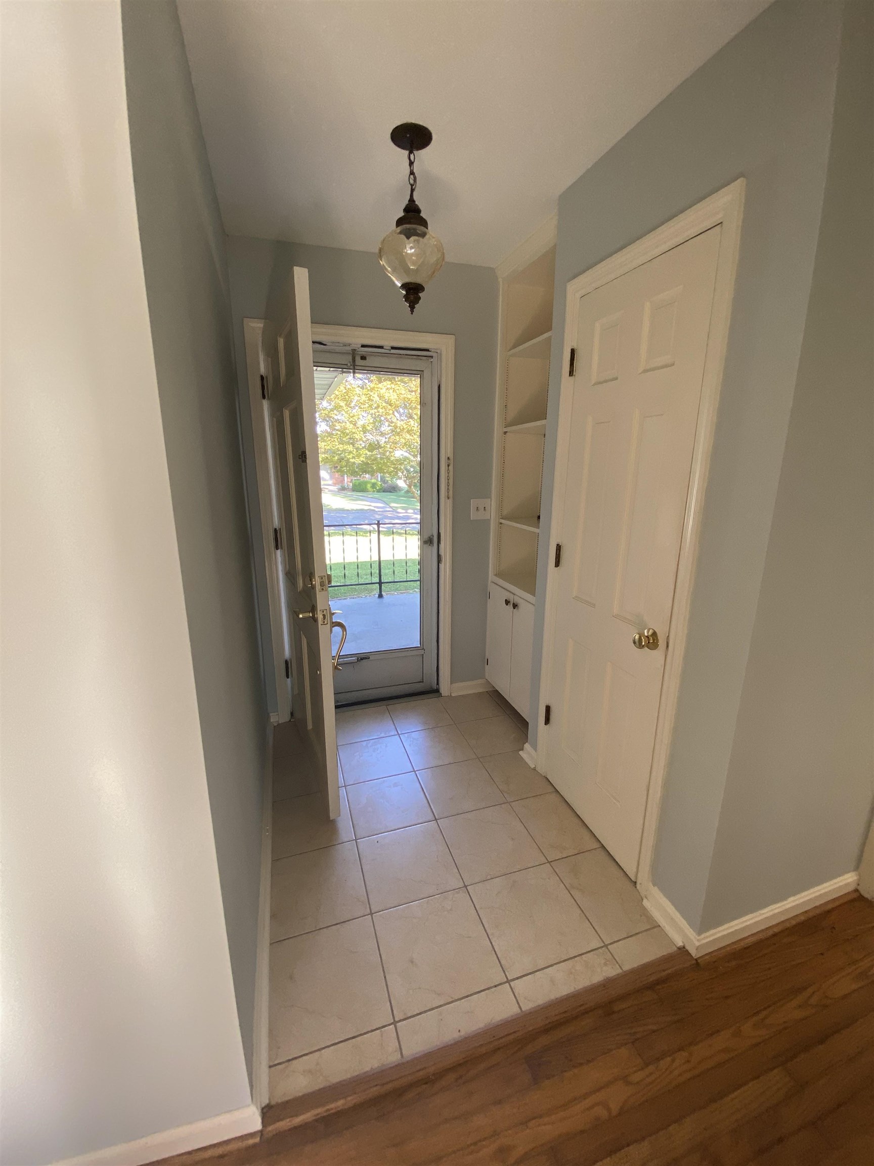 4203 Hawthorne Dr, Owensboro, Kentucky 42303, 3 Bedrooms Bedrooms, ,1 BathroomBathrooms,Single Family Residence,For Sale,Hawthorne Dr,90354