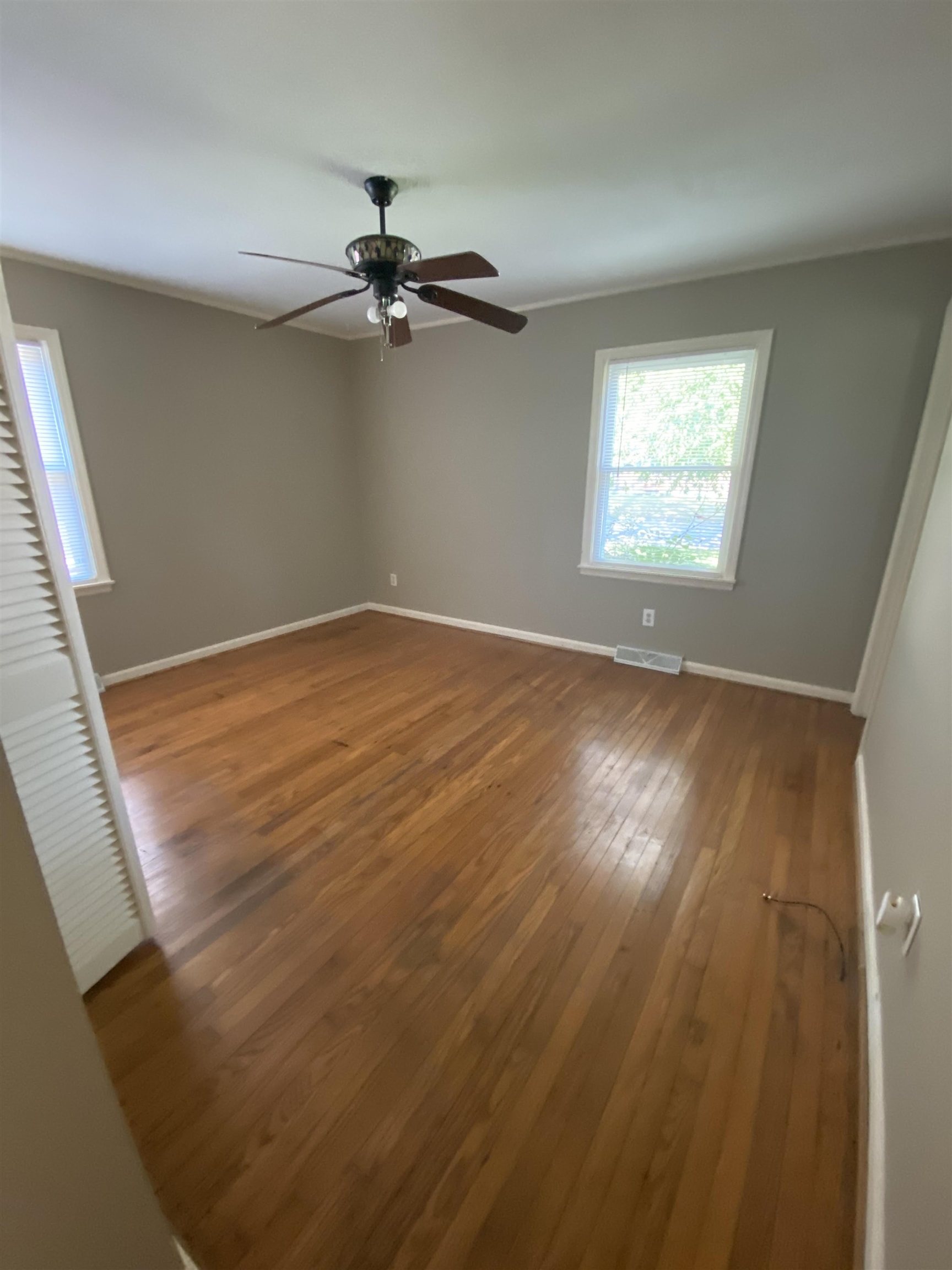 4203 Hawthorne Dr, Owensboro, Kentucky 42303, 3 Bedrooms Bedrooms, ,1 BathroomBathrooms,Single Family Residence,For Sale,Hawthorne Dr,90354