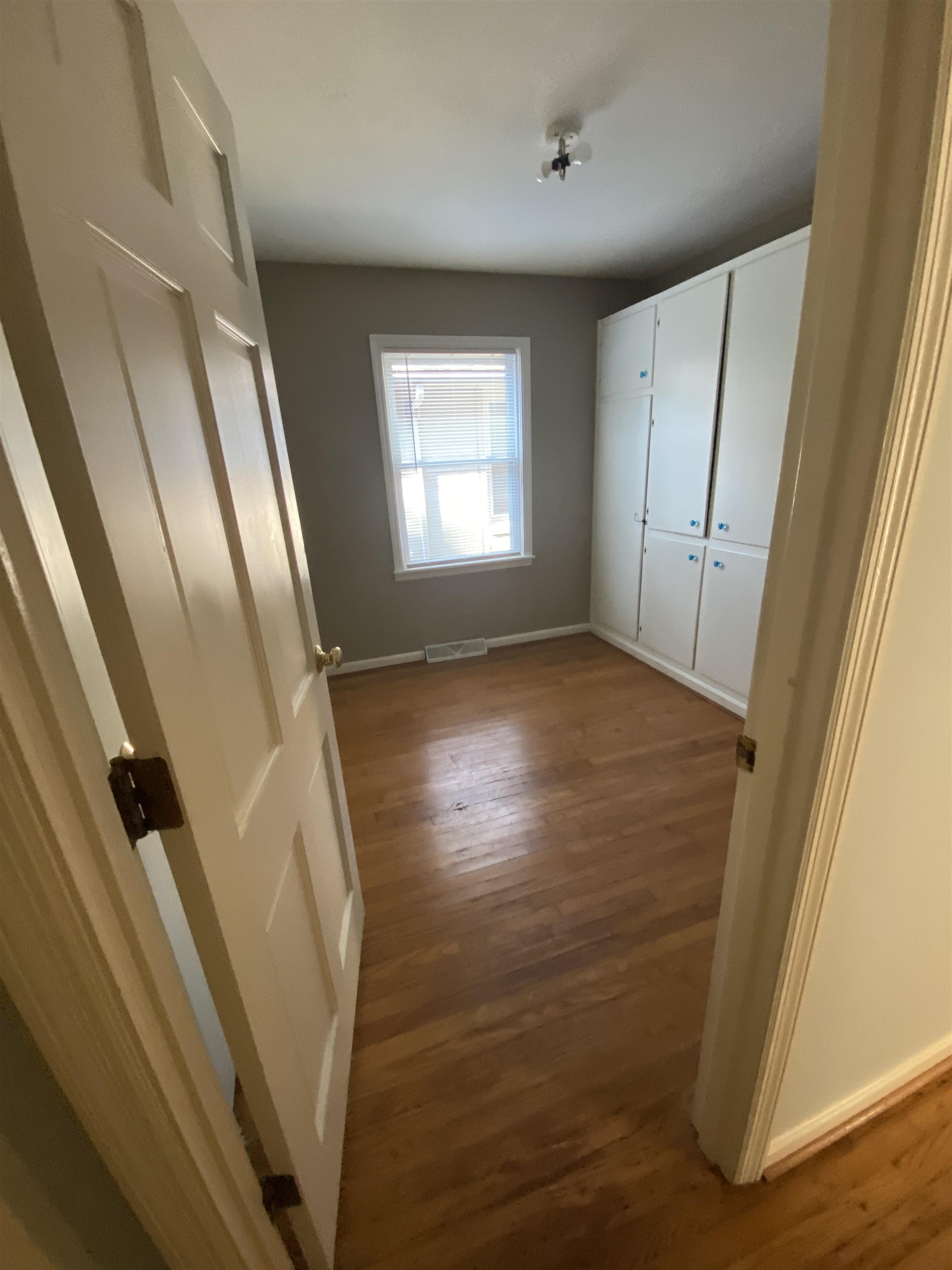 4203 Hawthorne Dr, Owensboro, Kentucky 42303, 3 Bedrooms Bedrooms, ,1 BathroomBathrooms,Single Family Residence,For Sale,Hawthorne Dr,90354