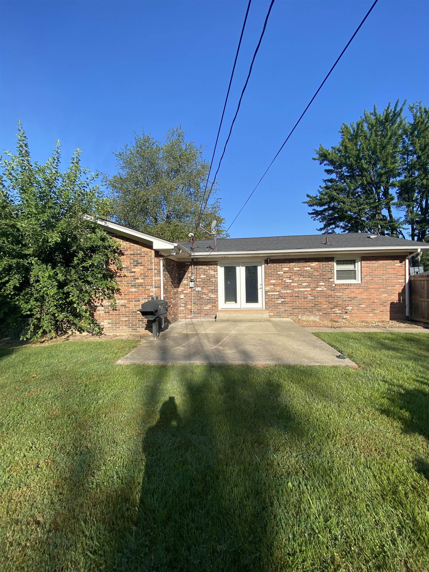 4203 Hawthorne Dr, Owensboro, Kentucky 42303, 3 Bedrooms Bedrooms, ,1 BathroomBathrooms,Single Family Residence,For Sale,Hawthorne Dr,90354