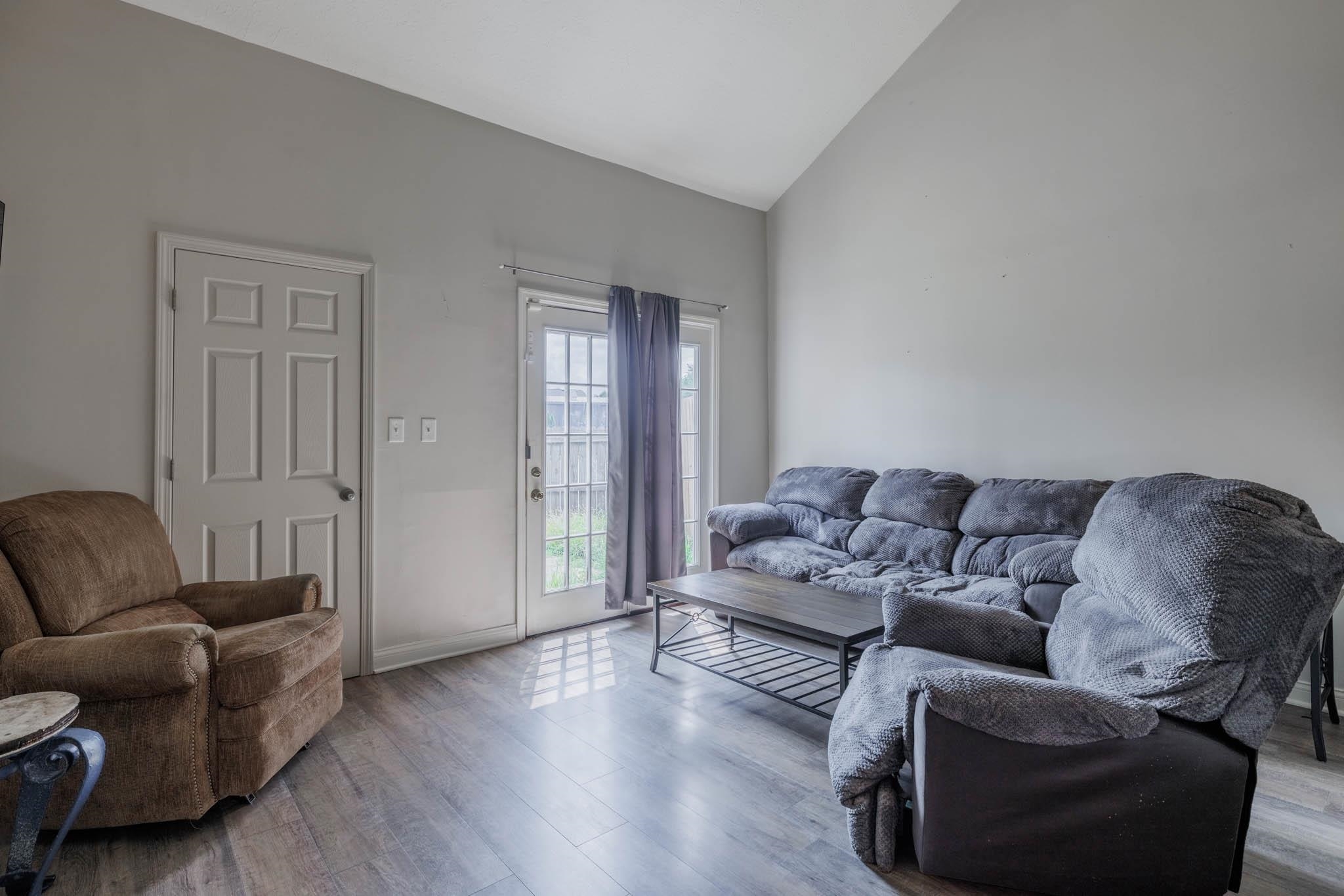 4319 Loft Cv, Owensboro, Kentucky 42303, 2 Bedrooms Bedrooms, ,1 BathroomBathrooms,Single Family Residence,For Sale,Loft Cv,90358