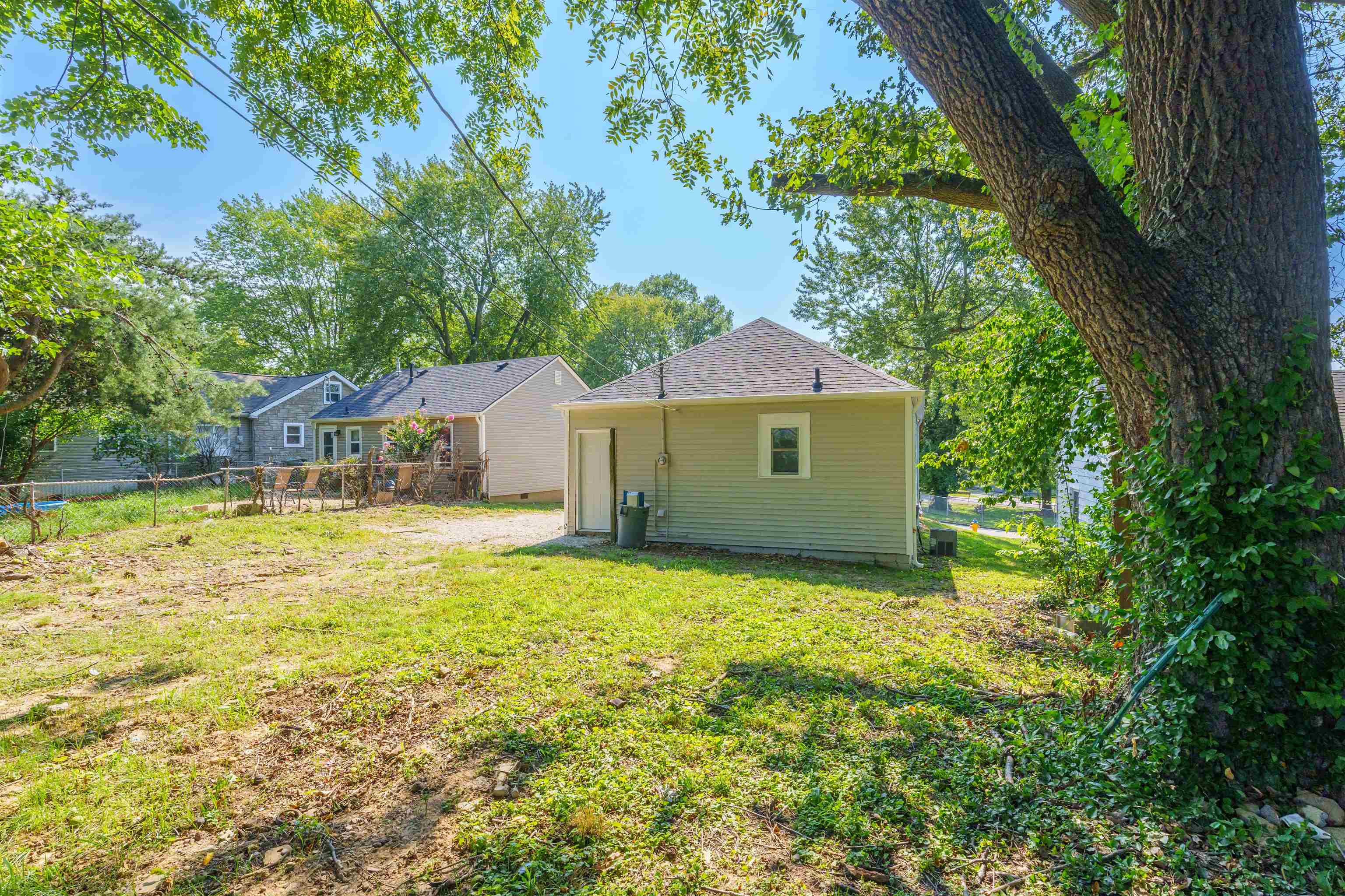 2657 Victory Ct, Owensboro, Kentucky 42303, 2 Bedrooms Bedrooms, ,1 BathroomBathrooms,Single Family Residence,For Sale,Victory Ct,90364