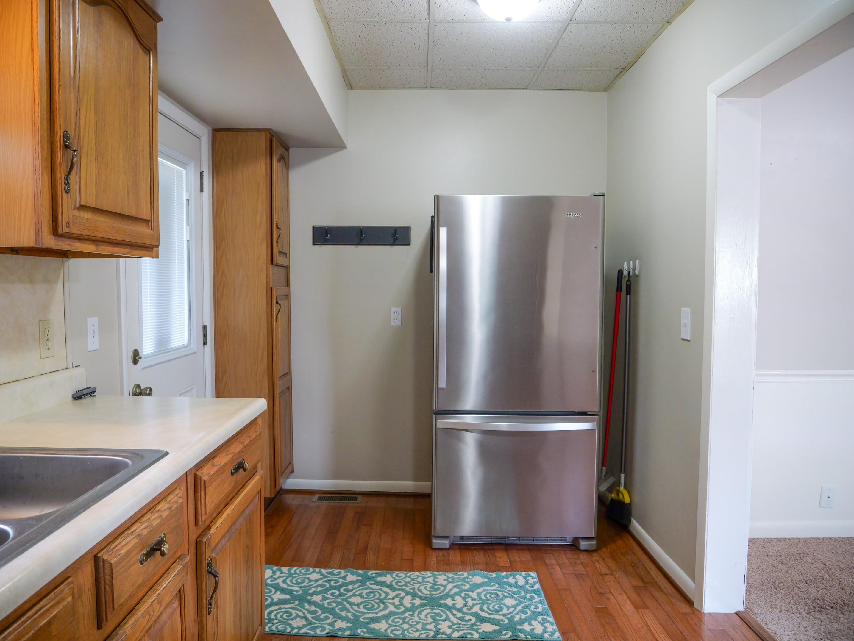 104 8th Street, Central City, Kentucky 42330, 2 Bedrooms Bedrooms, ,1 BathroomBathrooms,Single Family Residence,For Sale,8th Street,90366