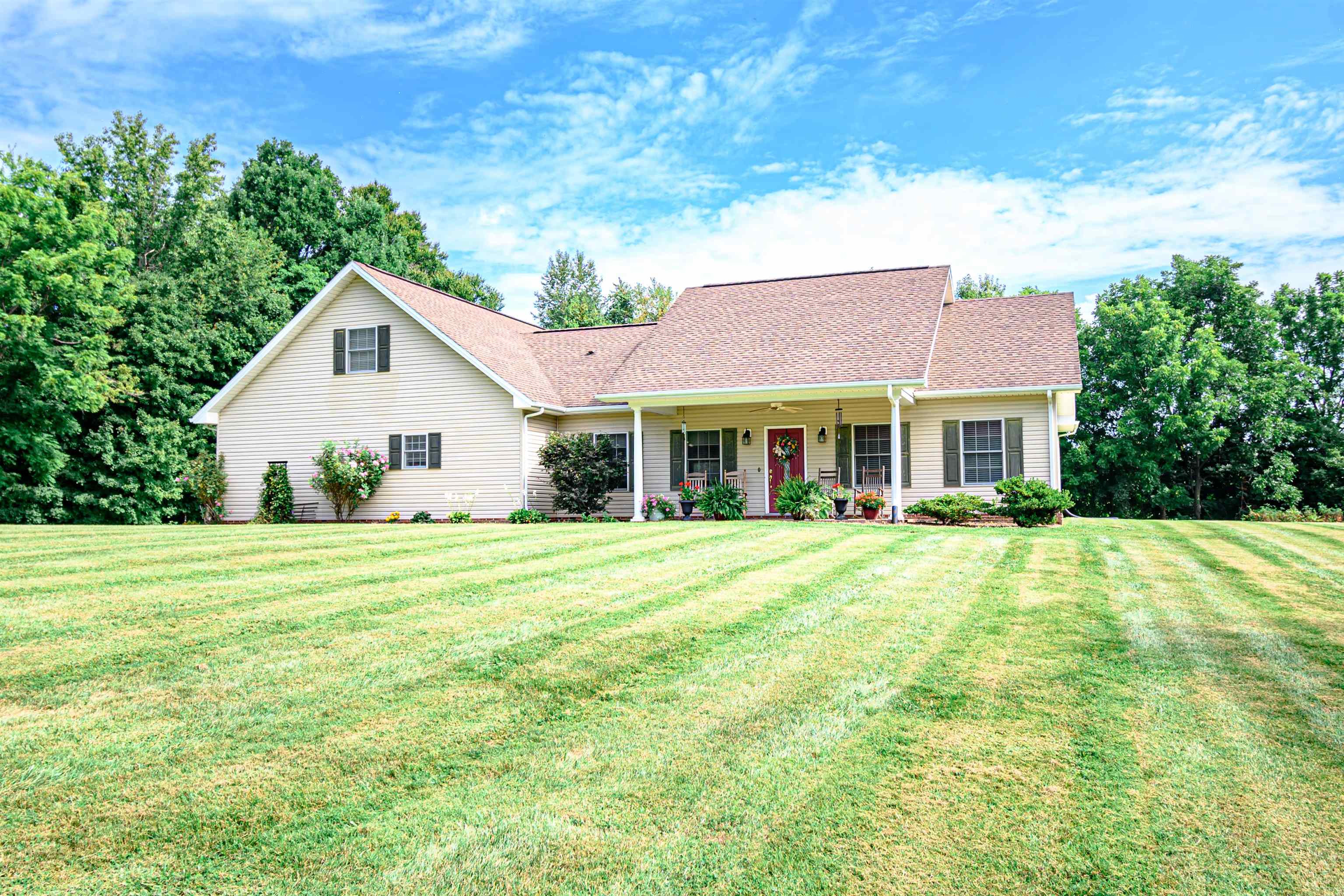 6471 Hwy 144, Owensboro, Kentucky 42303, 3 Bedrooms Bedrooms, ,3 BathroomsBathrooms,Single Family Residence,For Sale,Hwy 144,90368