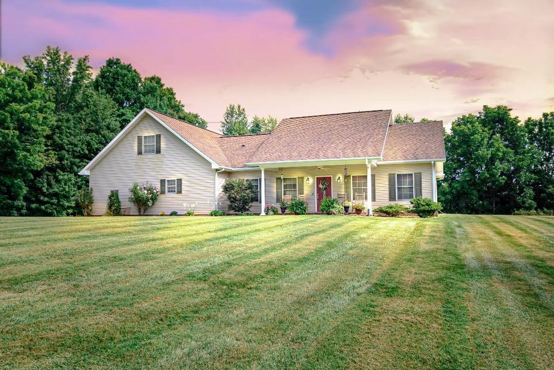 6471 Hwy 144, Owensboro, Kentucky 42303, 3 Bedrooms Bedrooms, ,3 BathroomsBathrooms,Single Family Residence,For Sale,Hwy 144,90368