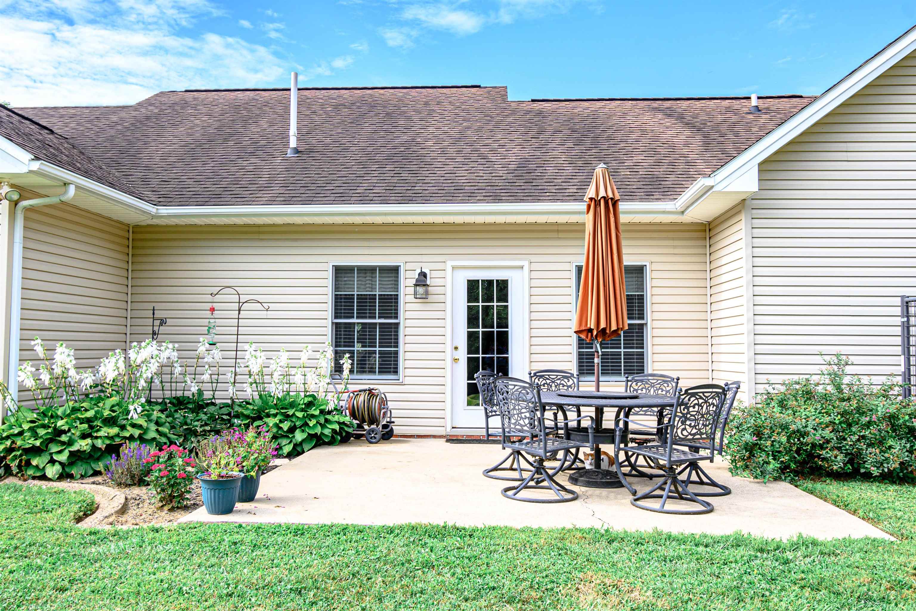 6471 Hwy 144, Owensboro, Kentucky 42303, 3 Bedrooms Bedrooms, ,3 BathroomsBathrooms,Single Family Residence,For Sale,Hwy 144,90368