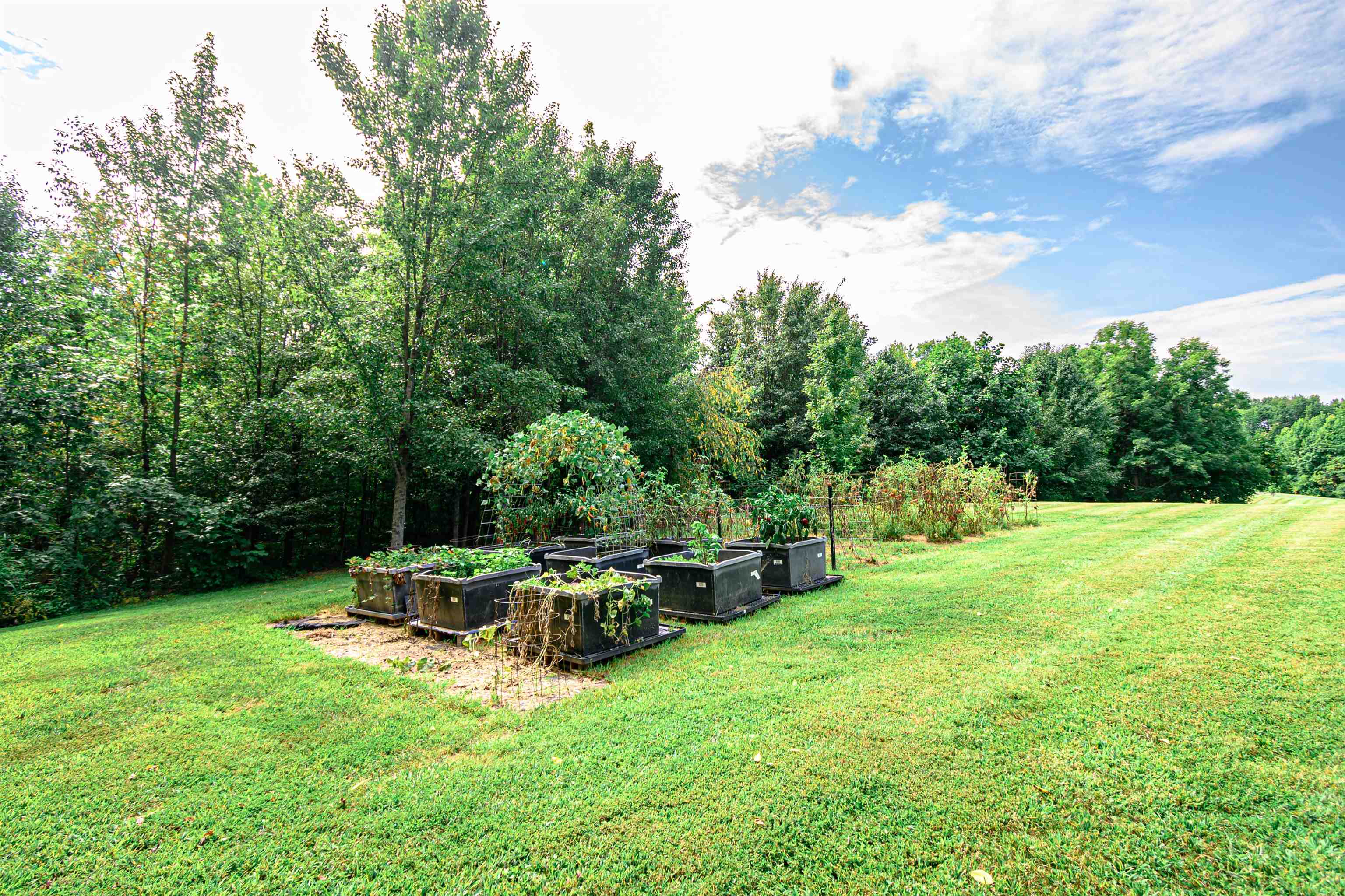 6471 Hwy 144, Owensboro, Kentucky 42303, 3 Bedrooms Bedrooms, ,3 BathroomsBathrooms,Single Family Residence,For Sale,Hwy 144,90368