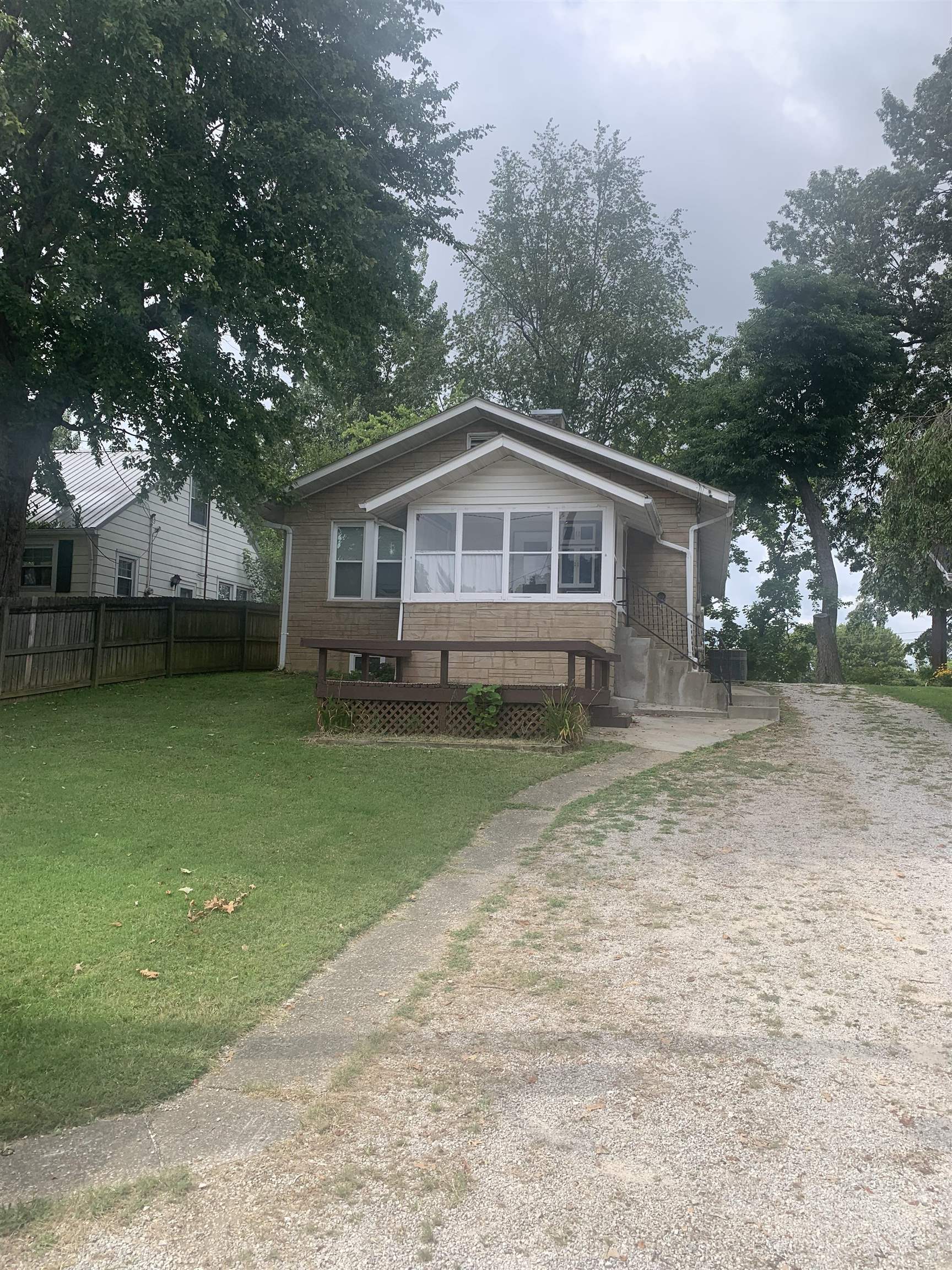 816 Parrish Ave W, Owensboro, Kentucky 42301, 2 Bedrooms Bedrooms, ,1 BathroomBathrooms,Single Family Residence,For Sale,Parrish Ave W,90369