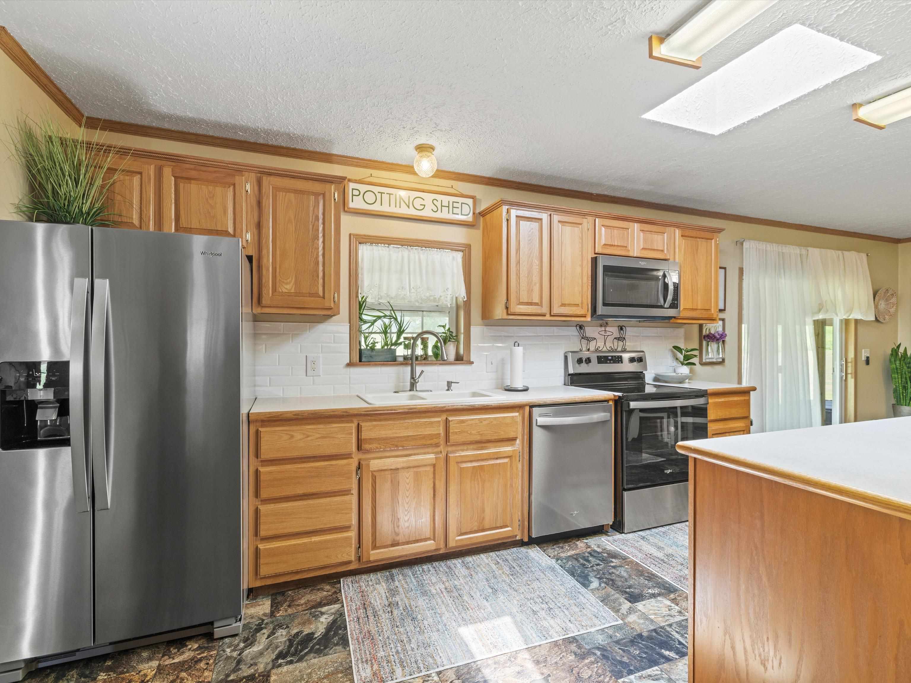 8592 Thomason Rd, Robards, Kentucky 42452, 3 Bedrooms Bedrooms, ,2 BathroomsBathrooms,Single Family Residence,For Sale,Thomason Rd,90374