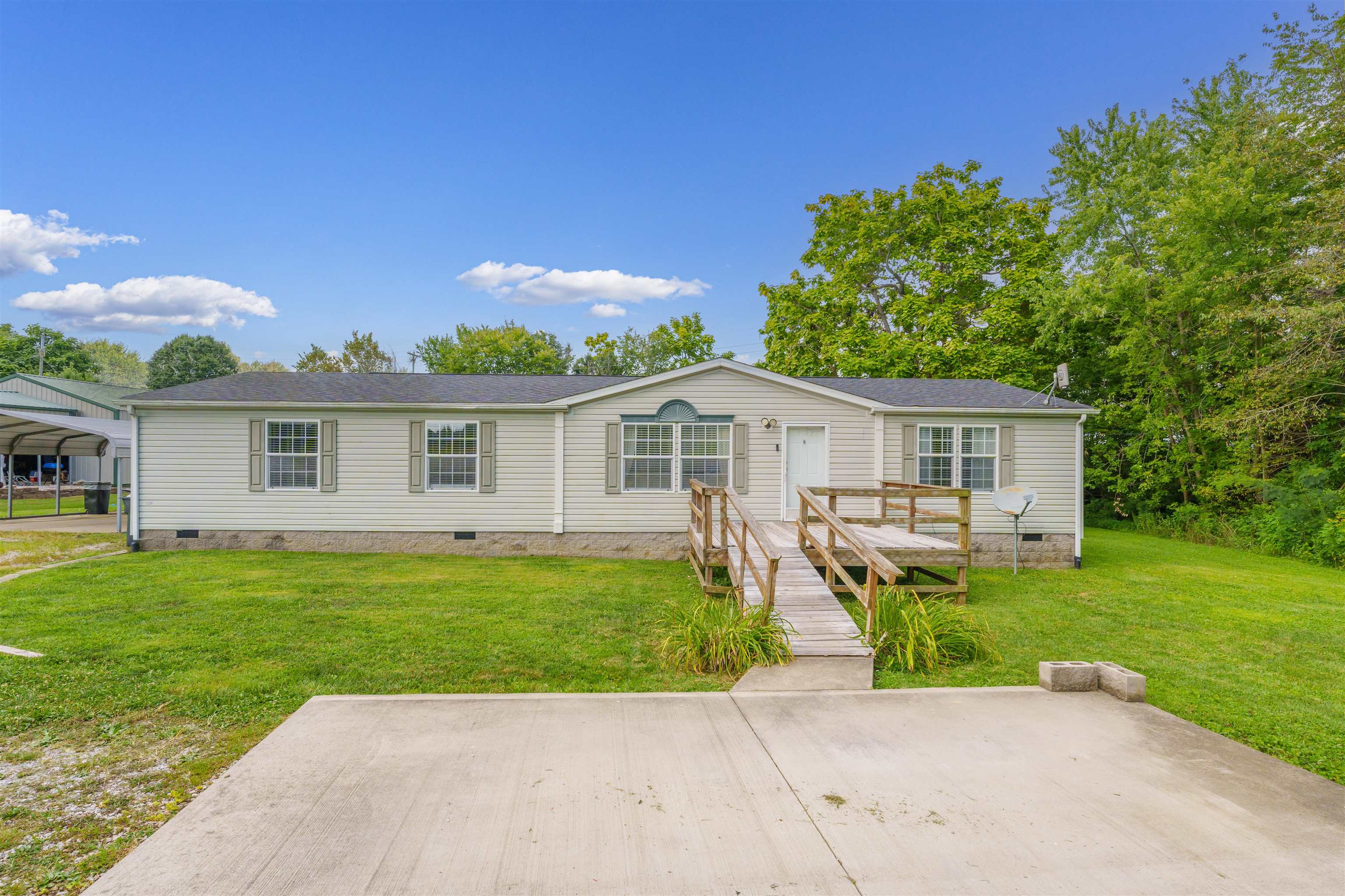 8735 Sawmill Rd., Philpot, Kentucky 42366, 3 Bedrooms Bedrooms, ,2 BathroomsBathrooms,Manufactured Home,For Sale,Sawmill Rd.,90375