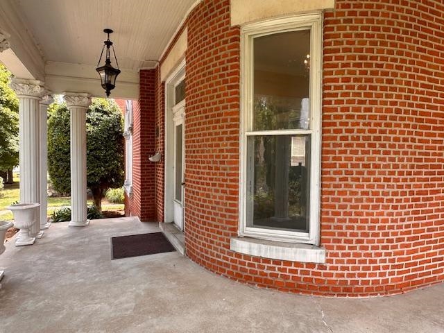 1542 Frederica Street, Owensboro, Kentucky 42301, ,Office,For Sale,Frederica Street,90378