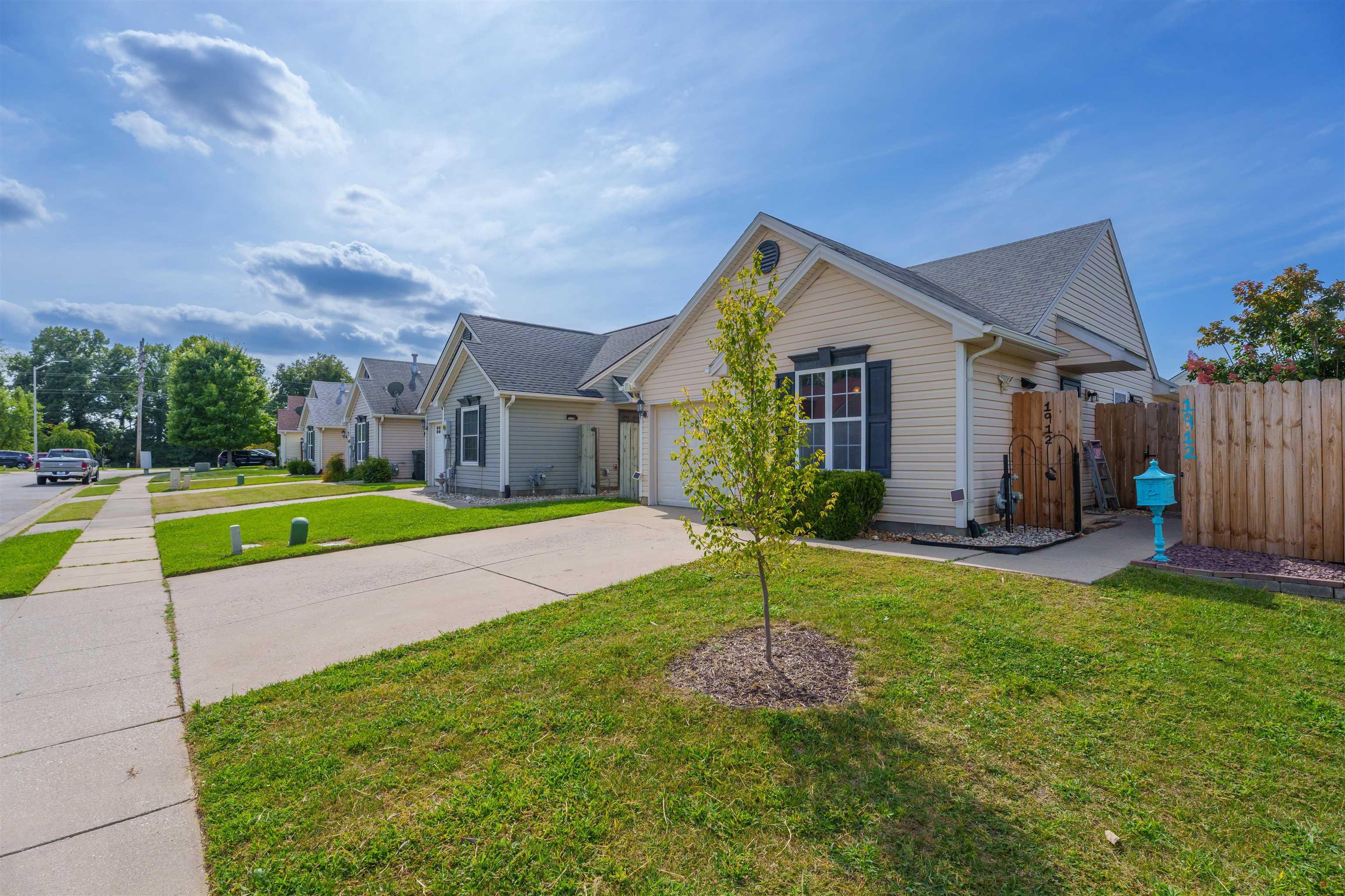 1912 Village Run, Owensboro, Kentucky 42303, 2 Bedrooms Bedrooms, ,2 BathroomsBathrooms,Single Family Residence,For Sale,Village Run,90383