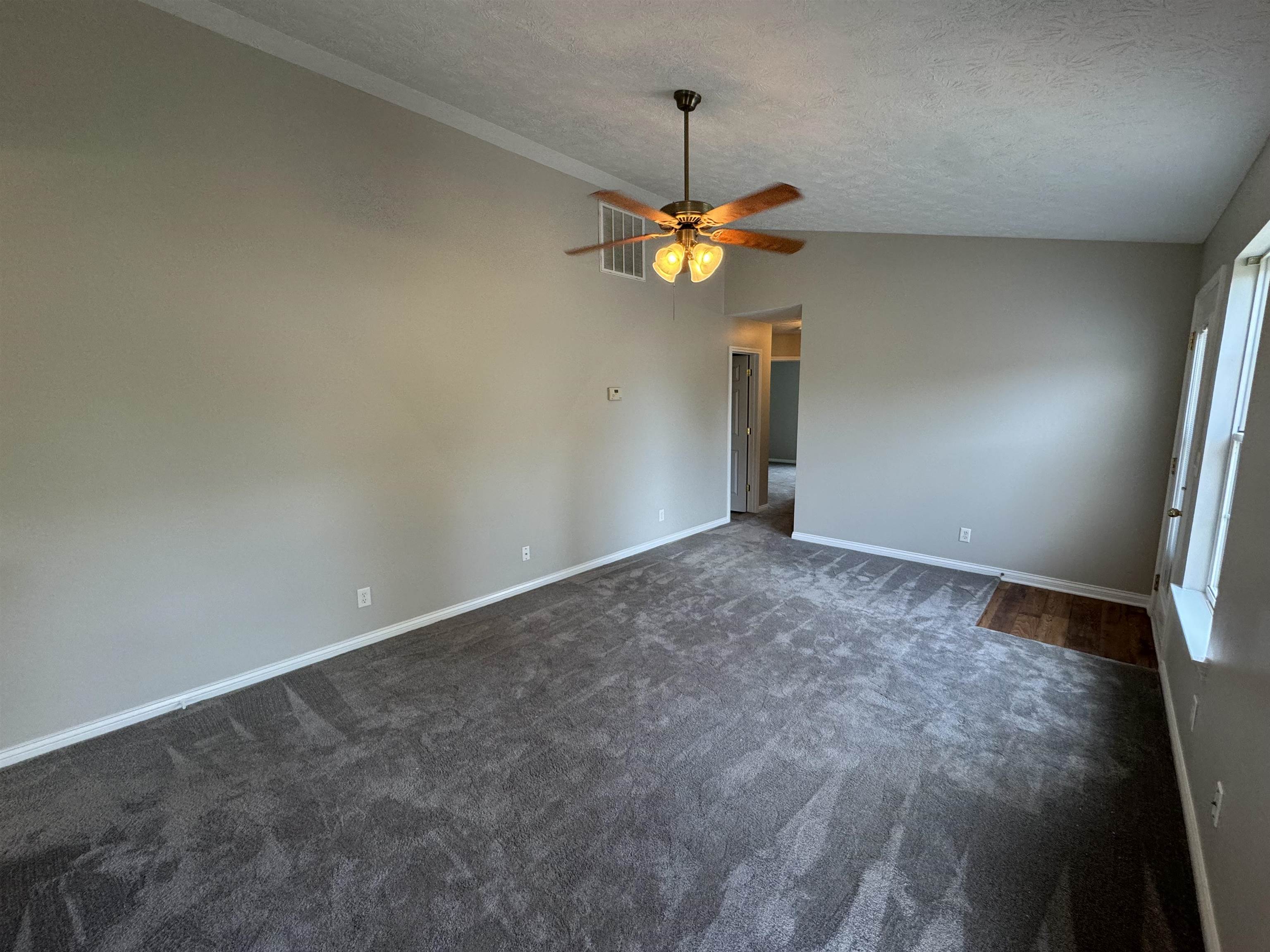1912 Village Run, Owensboro, Kentucky 42303, 2 Bedrooms Bedrooms, ,2 BathroomsBathrooms,Single Family Residence,For Sale,Village Run,90383