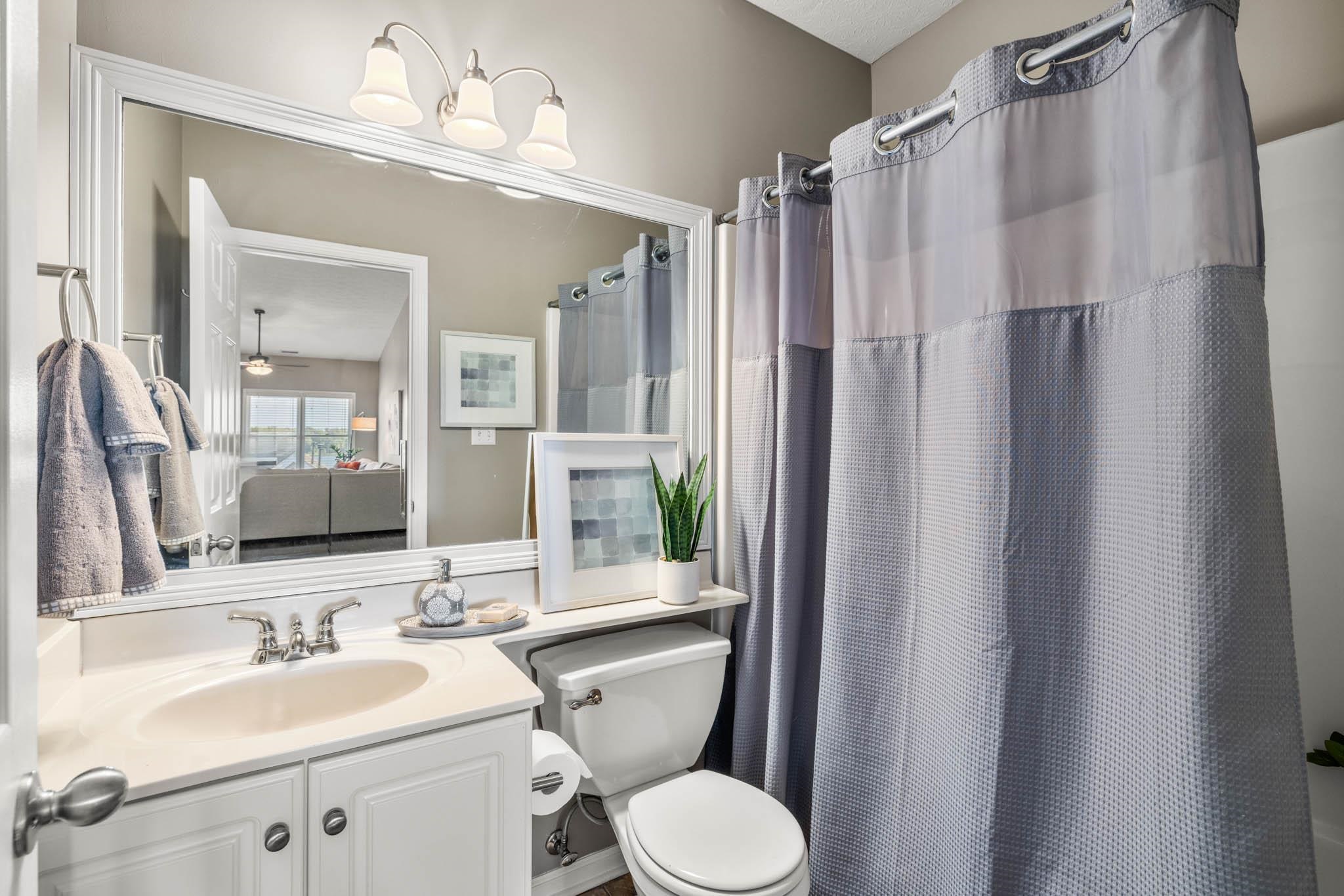 941 1st St, Owensboro, Kentucky 42301-0000, 2 Bedrooms Bedrooms, ,2 BathroomsBathrooms,Condominium,For Sale,1st St,90385