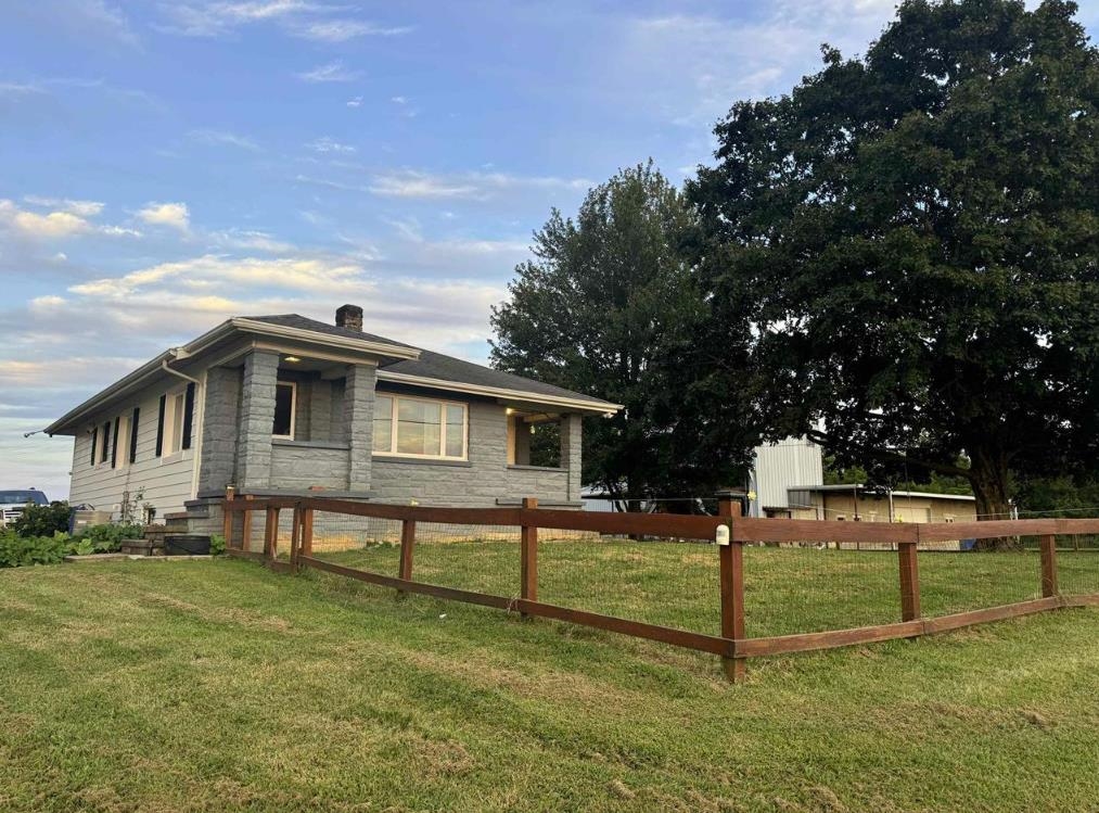 2117 County Road 550 W, Richland, IN, Indiana 47634, 2 Bedrooms Bedrooms, ,1 BathroomBathrooms,Single Family Residence,For Sale,County Road 550 W,90389