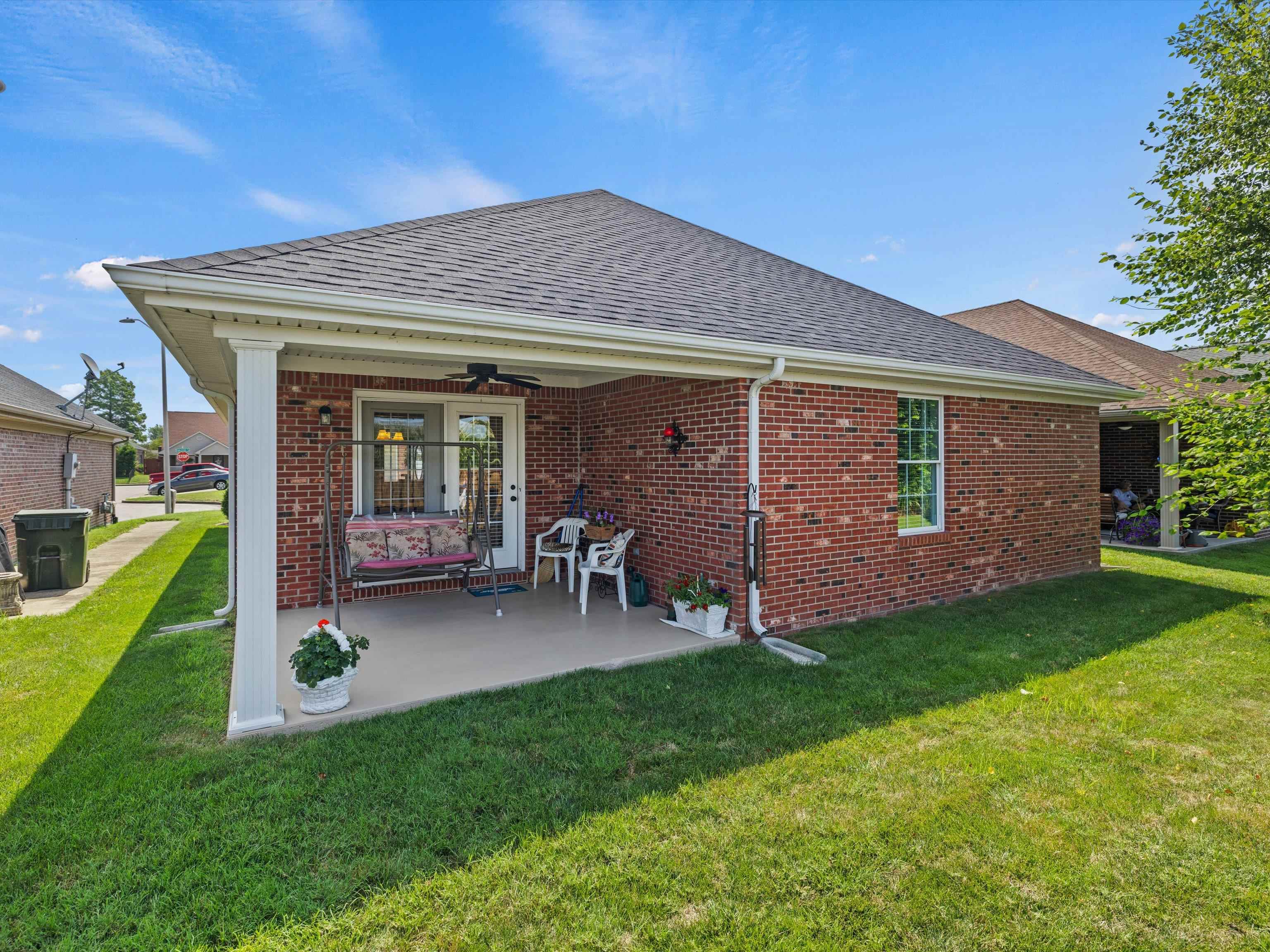 2948 Silver Charm Cove, Owensboro, Kentucky 42301, 3 Bedrooms Bedrooms, ,2 BathroomsBathrooms,Single Family Residence,For Sale,Silver Charm Cove,90390