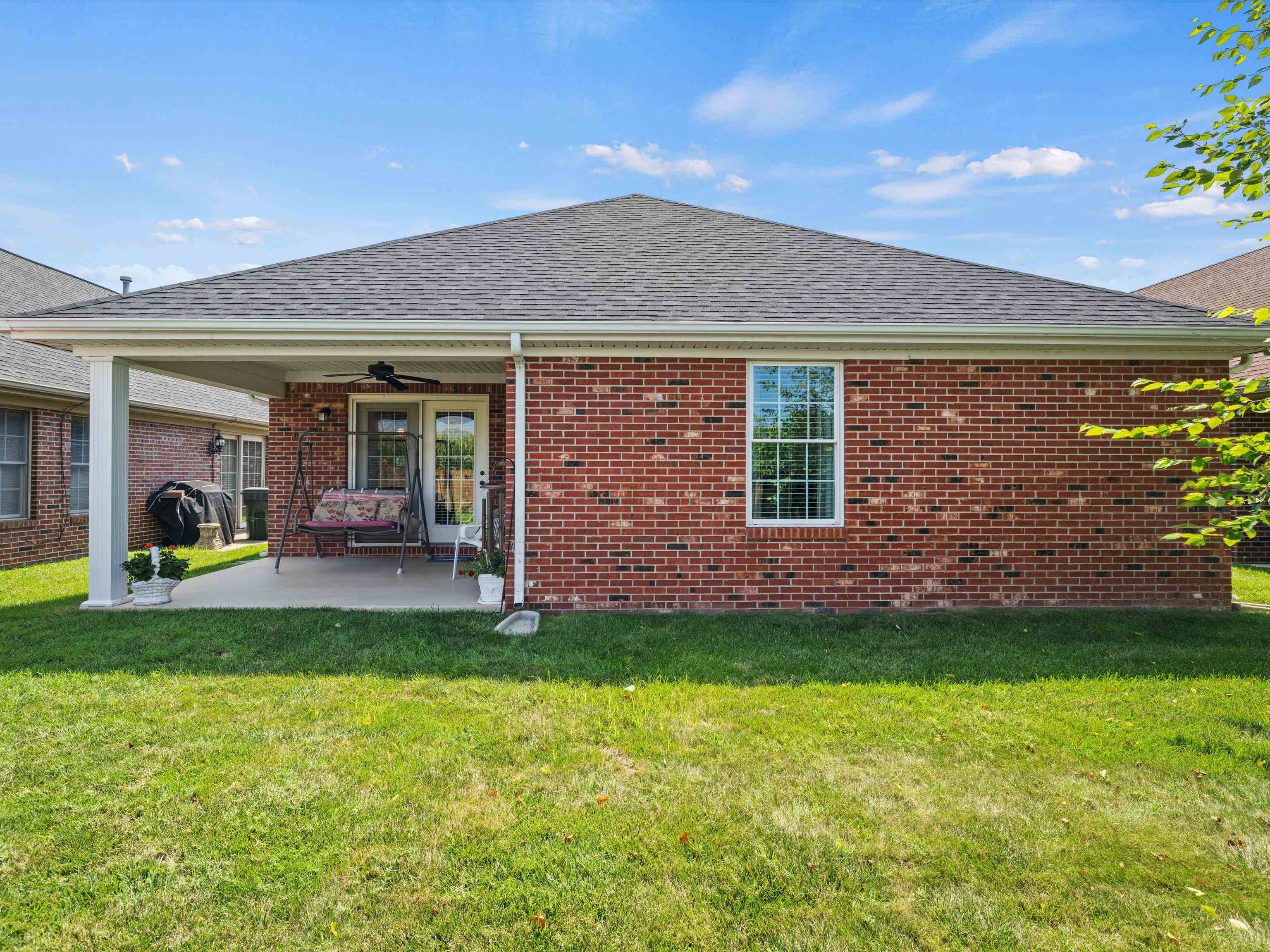 2948 Silver Charm Cove, Owensboro, Kentucky 42301, 3 Bedrooms Bedrooms, ,2 BathroomsBathrooms,Single Family Residence,For Sale,Silver Charm Cove,90390