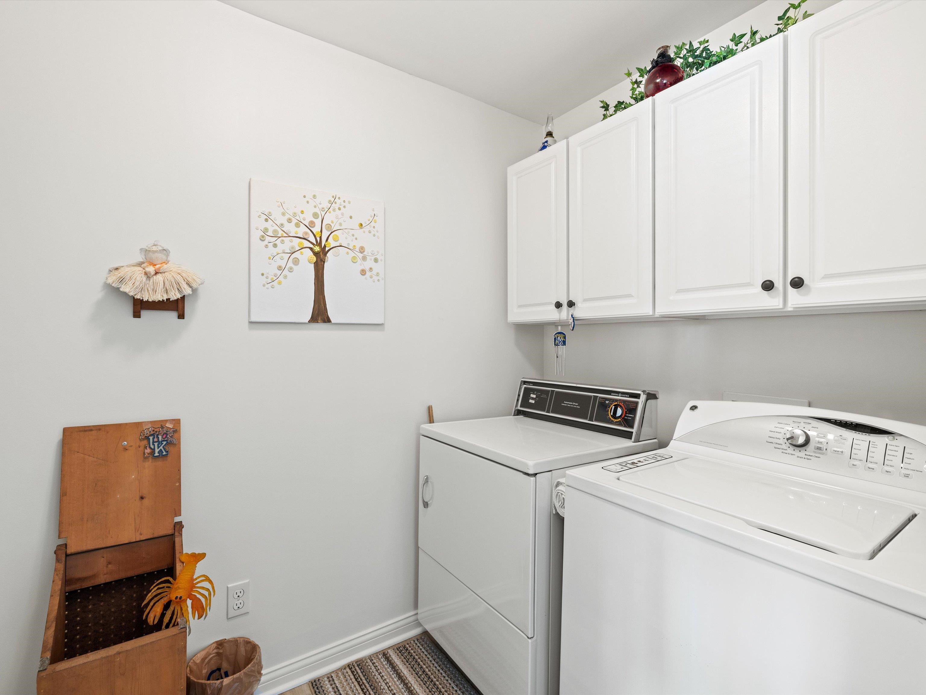 2948 Silver Charm Cove, Owensboro, Kentucky 42301, 3 Bedrooms Bedrooms, ,2 BathroomsBathrooms,Single Family Residence,For Sale,Silver Charm Cove,90390