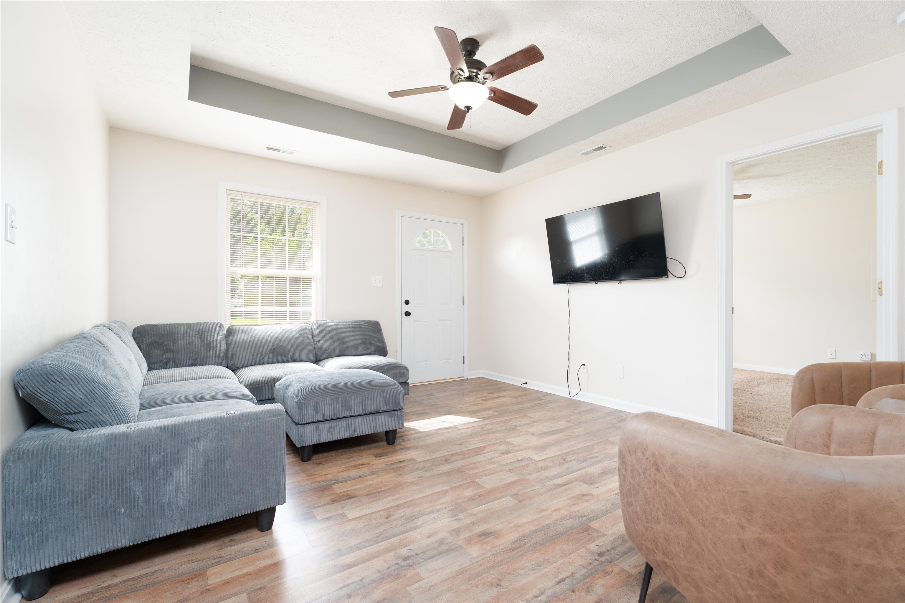 3205 Daviess St, Owensboro, Kentucky 42303-7047, 3 Bedrooms Bedrooms, ,2 BathroomsBathrooms,Single Family Residence,For Sale,Daviess St,90393