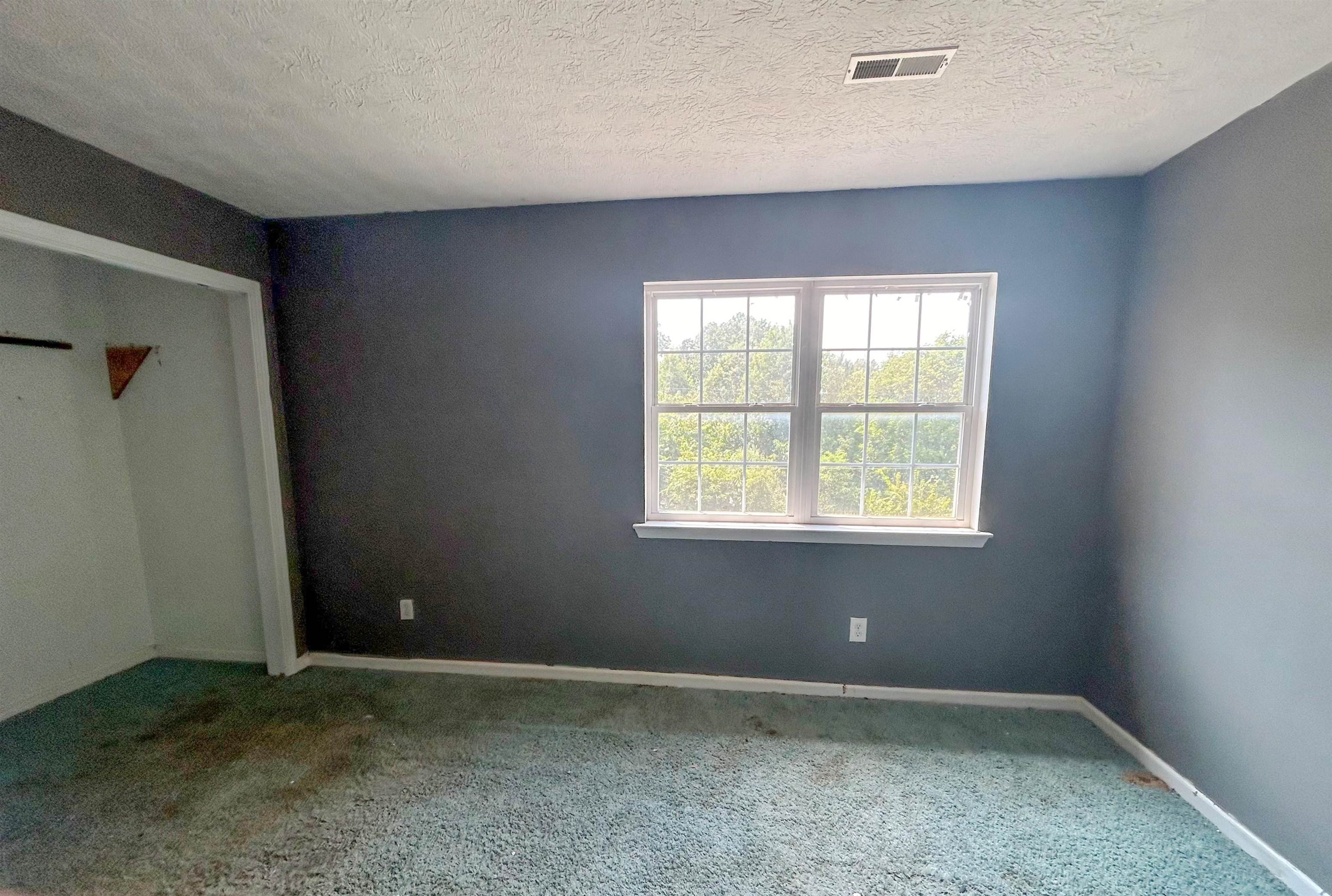 100 Burden Hill Lane, Central City, Kentucky 42330, 3 Bedrooms Bedrooms, ,2 BathroomsBathrooms,Single Family Residence,For Sale,Burden Hill Lane,90396