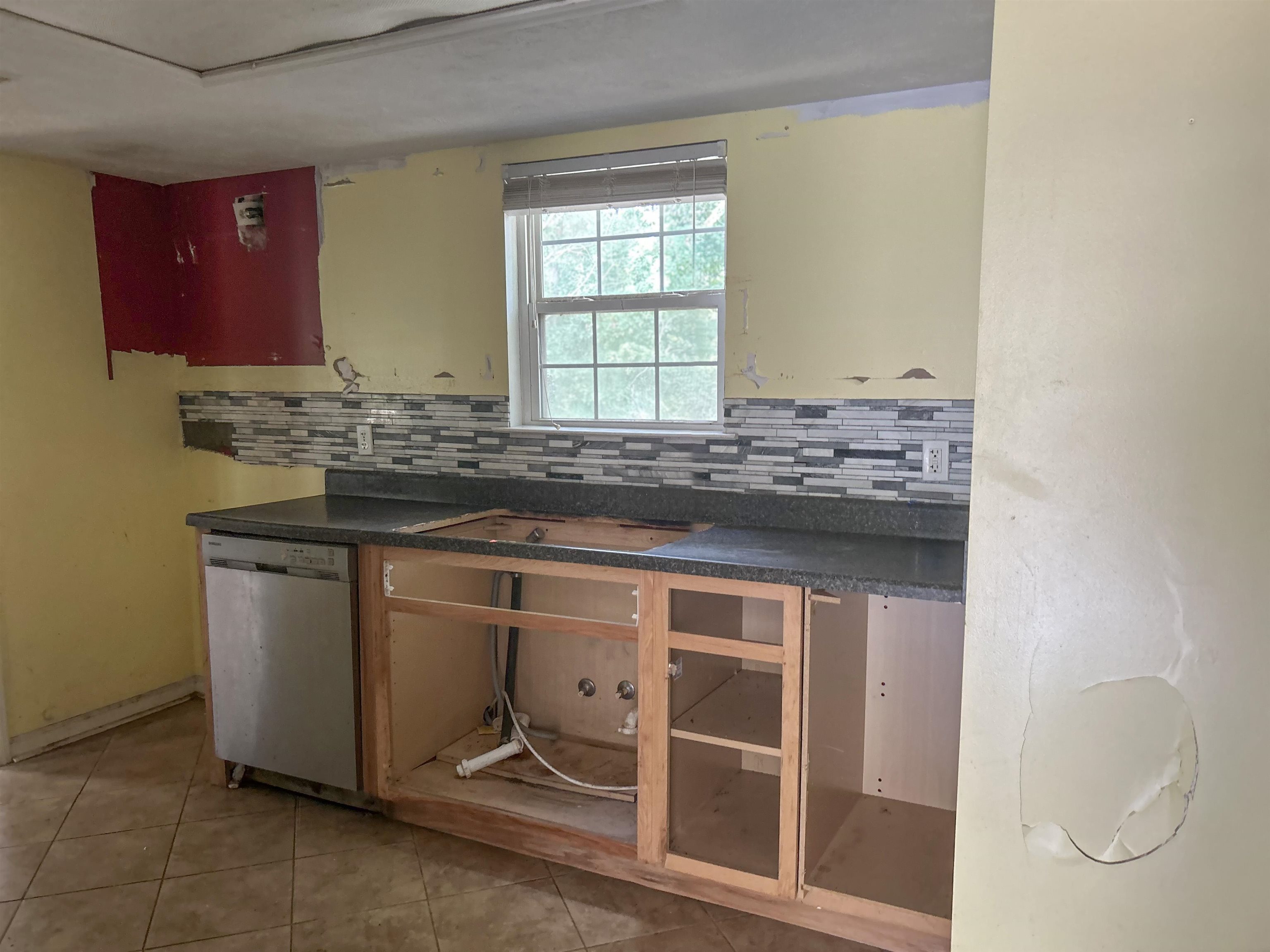 100 Burden Hill Lane, Central City, Kentucky 42330, 3 Bedrooms Bedrooms, ,2 BathroomsBathrooms,Single Family Residence,For Sale,Burden Hill Lane,90396