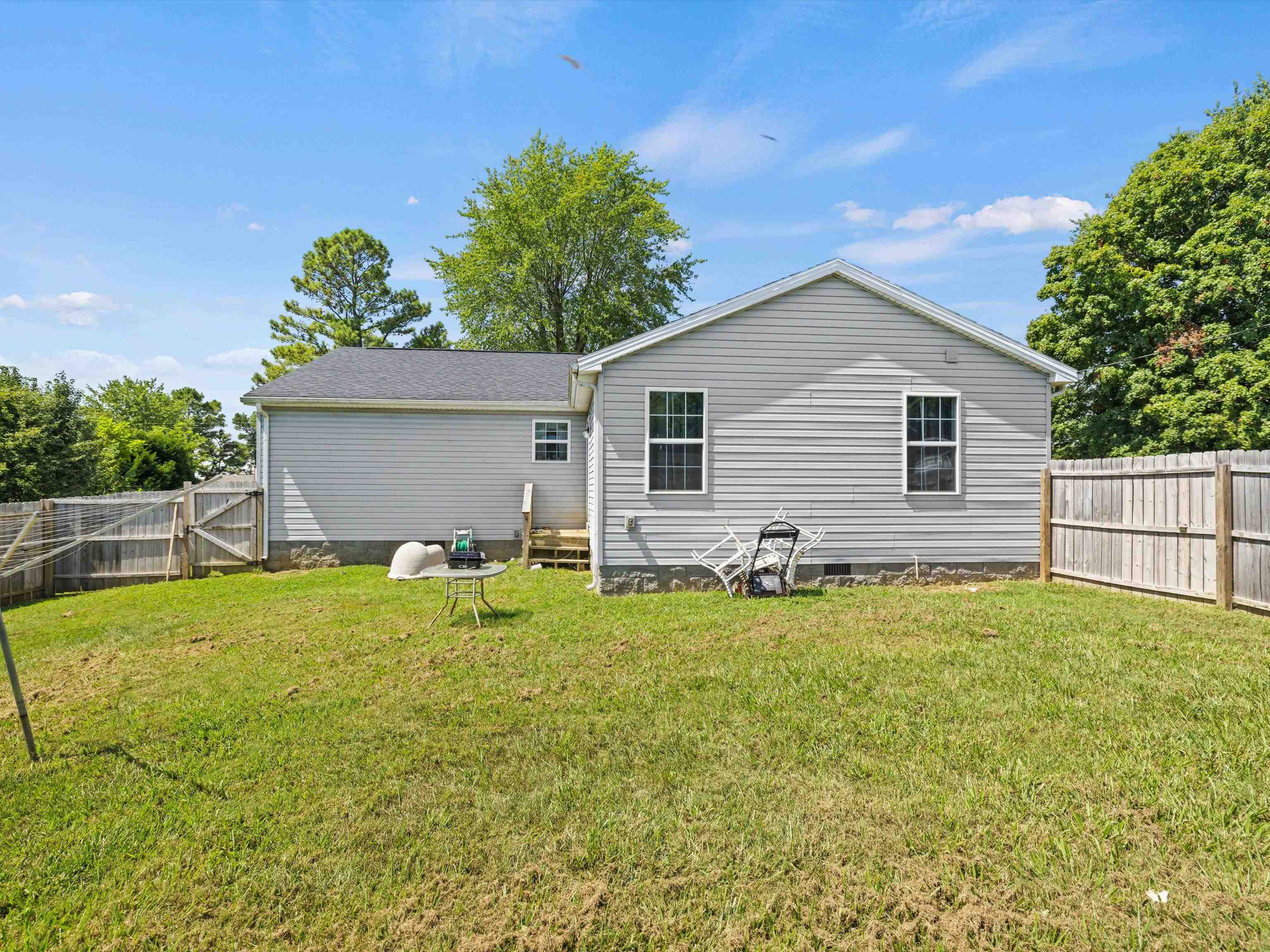 4498 Hwy 554, Utica, Kentucky 42376, 4 Bedrooms Bedrooms, ,3 BathroomsBathrooms,Single Family Residence,For Sale,Hwy 554,90398