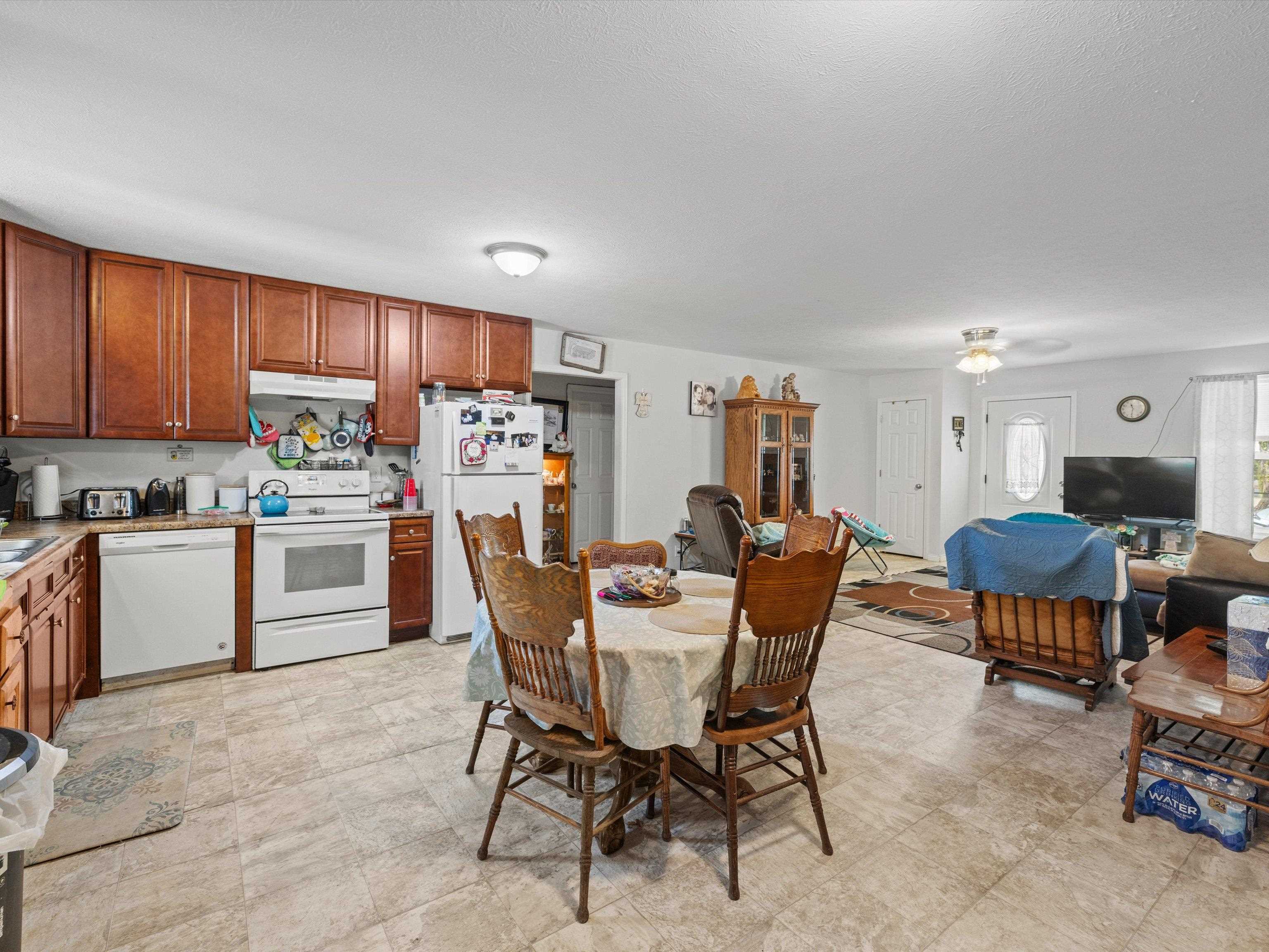4498 Hwy 554, Utica, Kentucky 42376, 4 Bedrooms Bedrooms, ,3 BathroomsBathrooms,Single Family Residence,For Sale,Hwy 554,90398