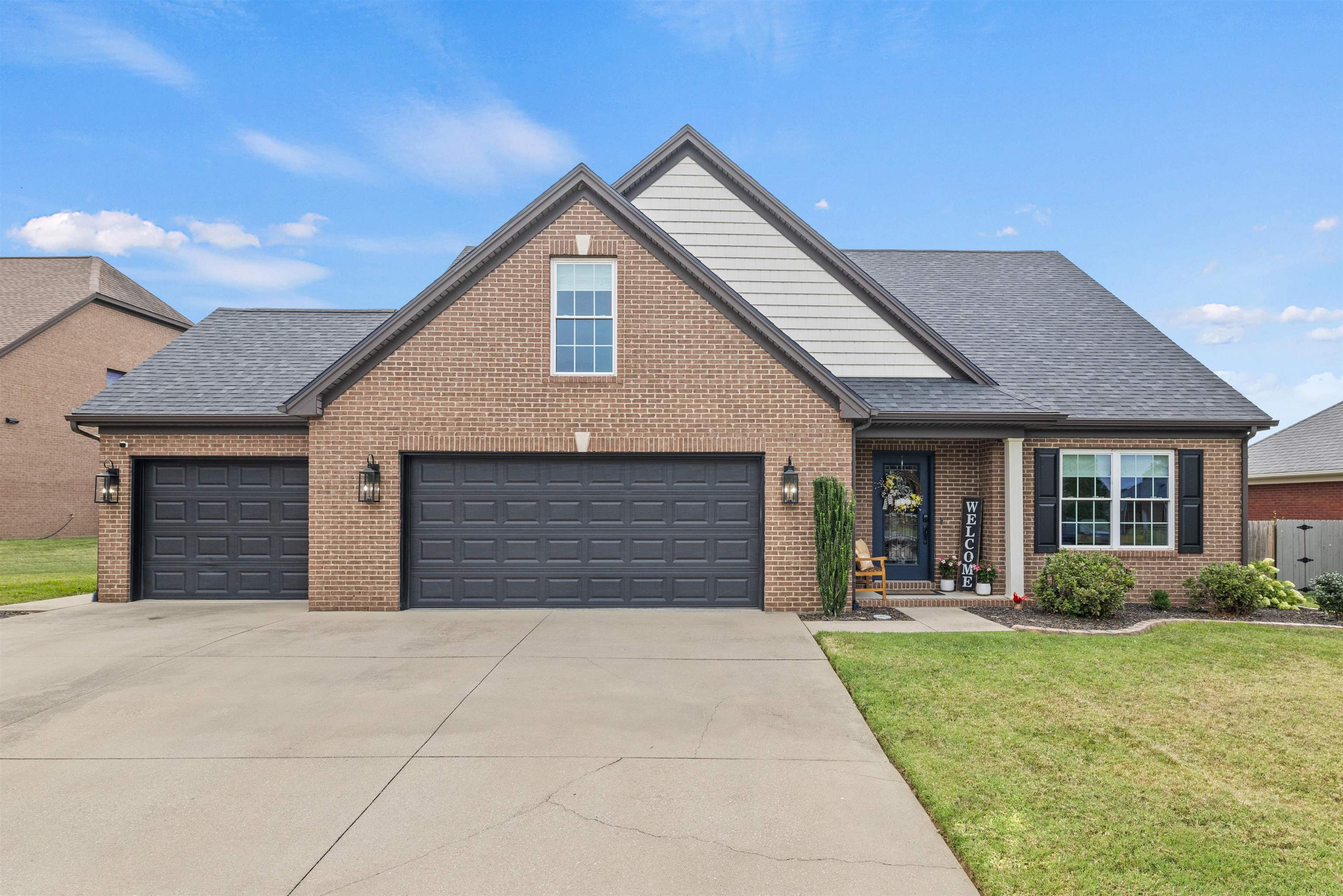 3220 Spring Ridge Parkway, Owensboro, Kentucky 42303, 4 Bedrooms Bedrooms, ,2 BathroomsBathrooms,Single Family Residence,For Sale,Spring Ridge Parkway,90403