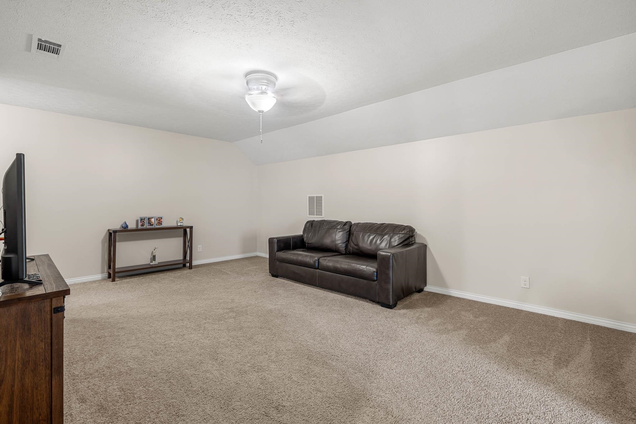 3220 Spring Ridge Parkway, Owensboro, Kentucky 42303, 4 Bedrooms Bedrooms, ,2 BathroomsBathrooms,Single Family Residence,For Sale,Spring Ridge Parkway,90403