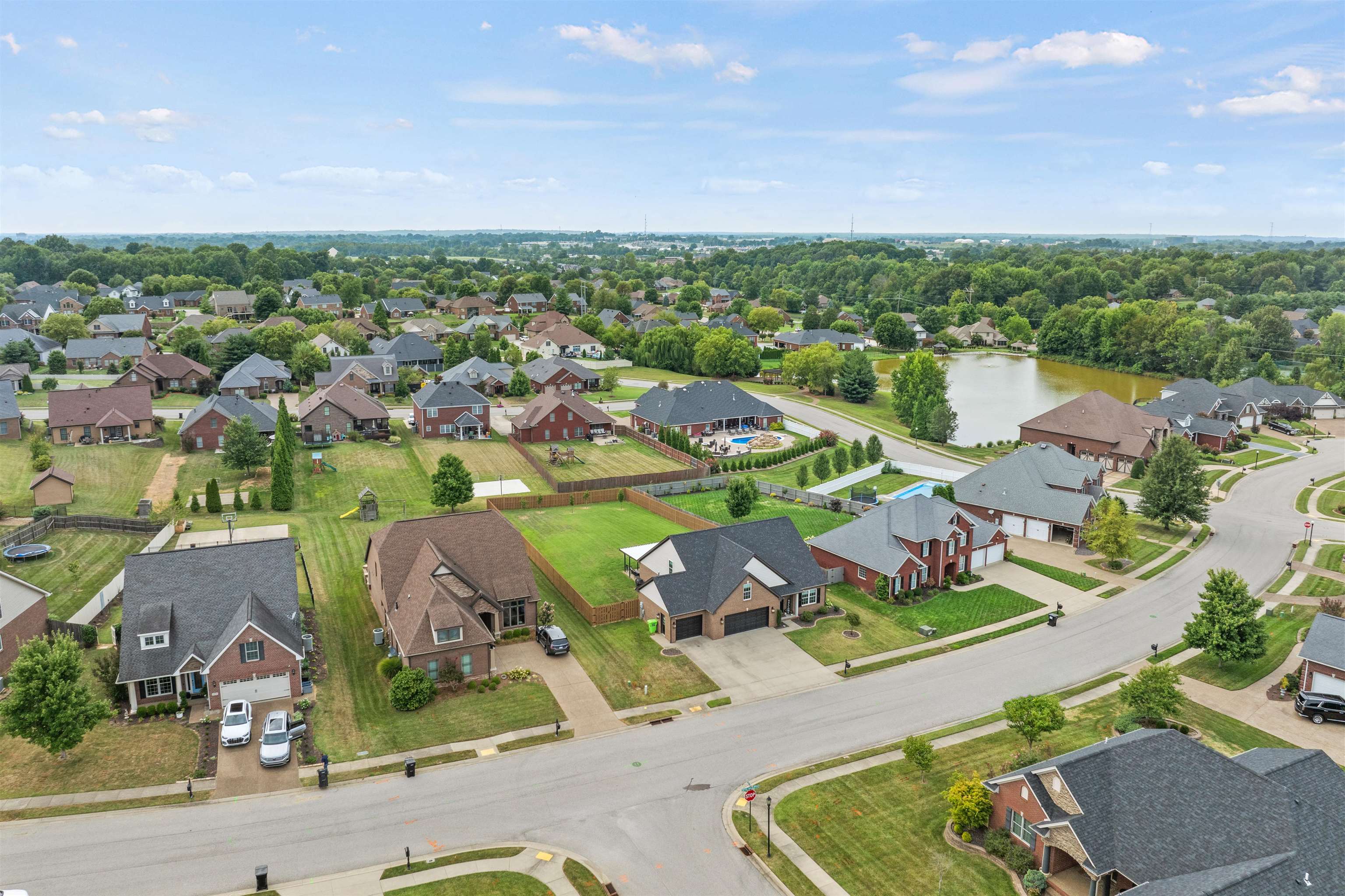 3220 Spring Ridge Parkway, Owensboro, Kentucky 42303, 4 Bedrooms Bedrooms, ,2 BathroomsBathrooms,Single Family Residence,For Sale,Spring Ridge Parkway,90403