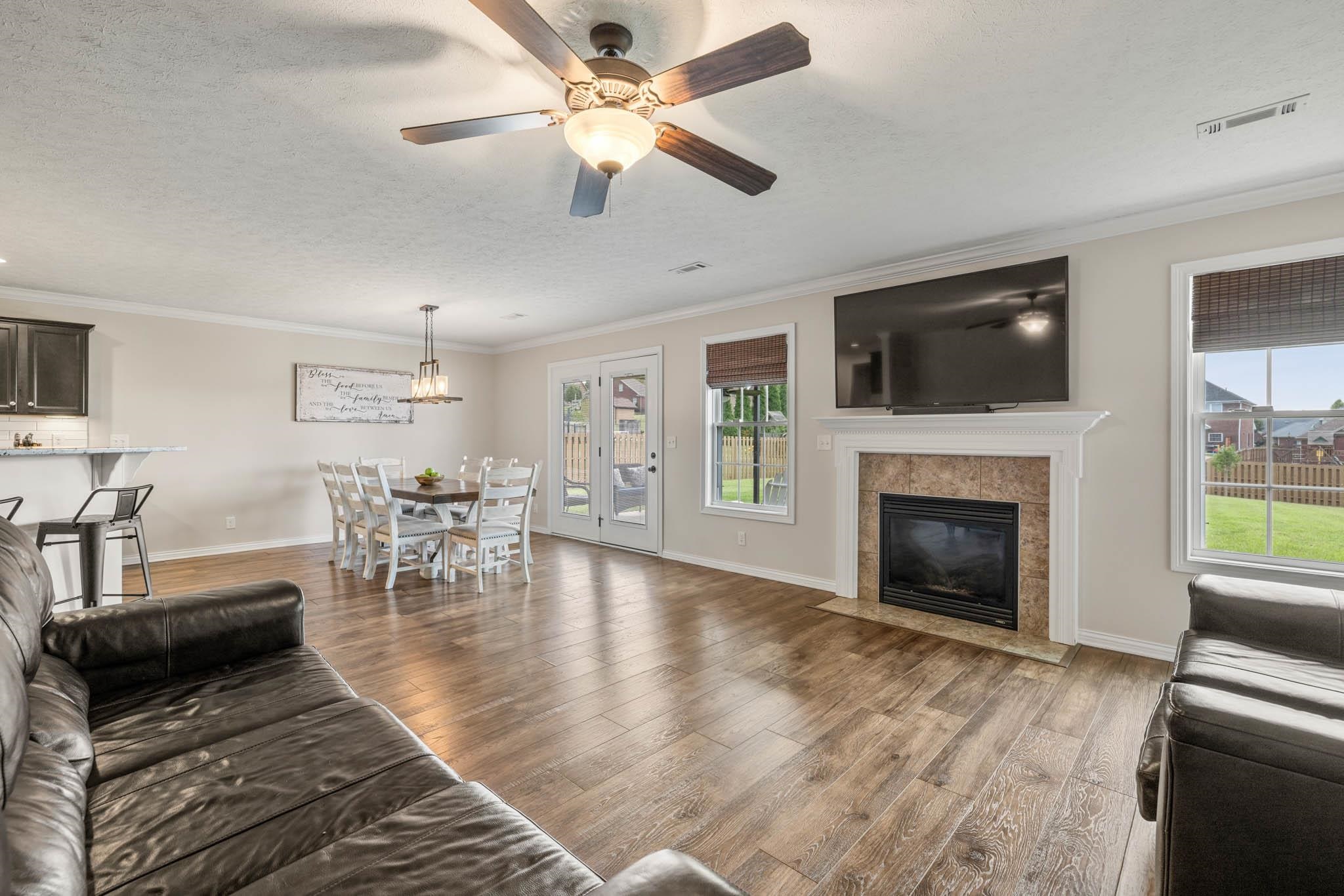3220 Spring Ridge Parkway, Owensboro, Kentucky 42303, 4 Bedrooms Bedrooms, ,2 BathroomsBathrooms,Single Family Residence,For Sale,Spring Ridge Parkway,90403