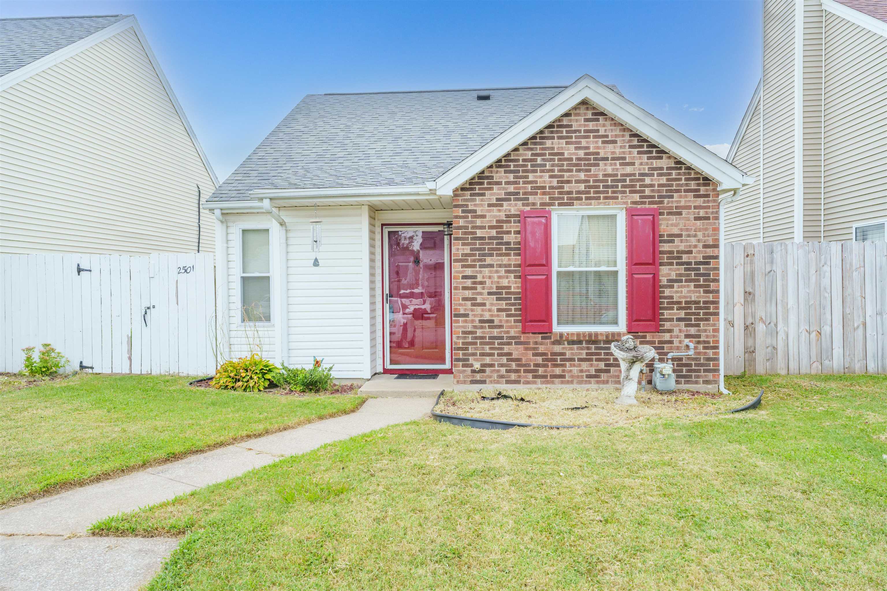 2501 Haviland Drive, Owensboro, Kentucky 42301, 2 Bedrooms Bedrooms, ,1 BathroomBathrooms,Single Family Residence,For Sale,Haviland Drive,90404